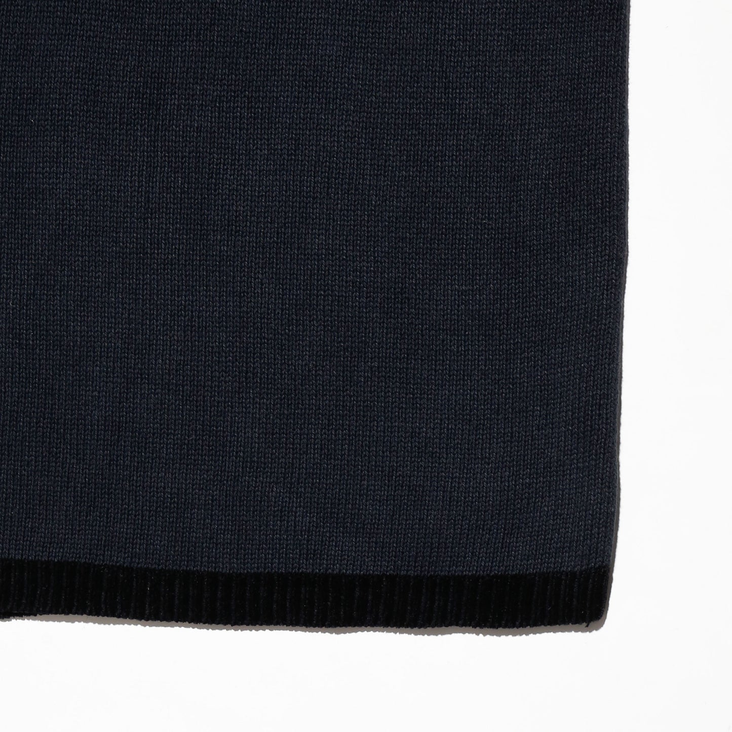 *one-off hybrid border sweater