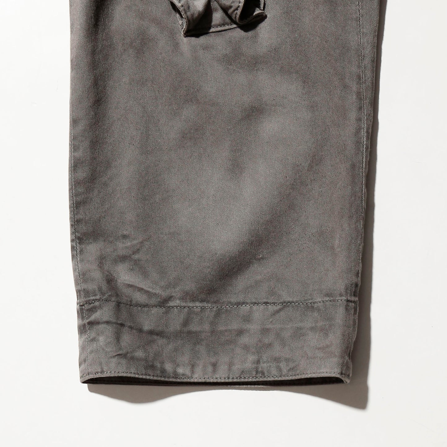 09s/s JULIUS "CANON_1 THE POSSESSED" gasmask cropped trousers