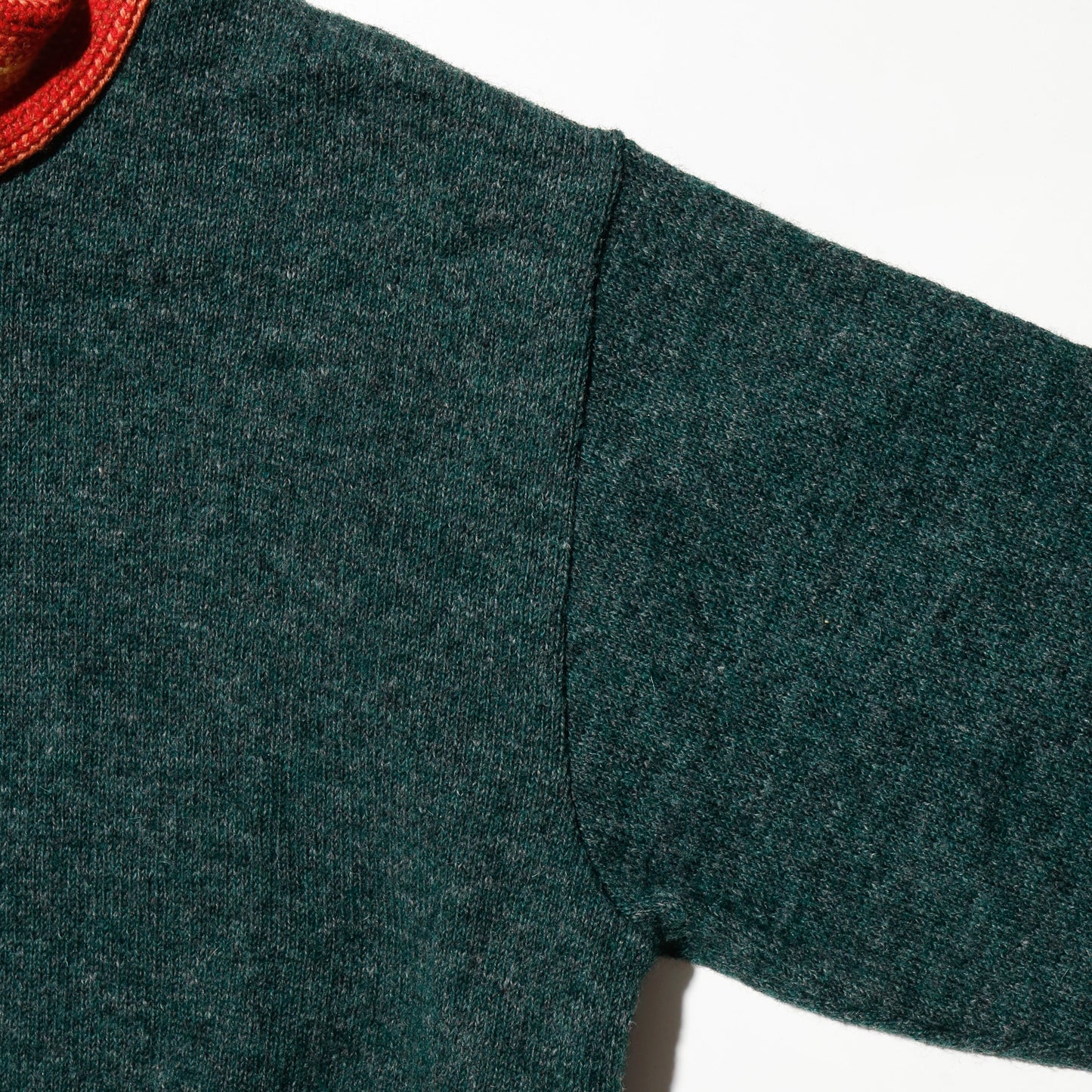 *one-off with muffler cropped sweater