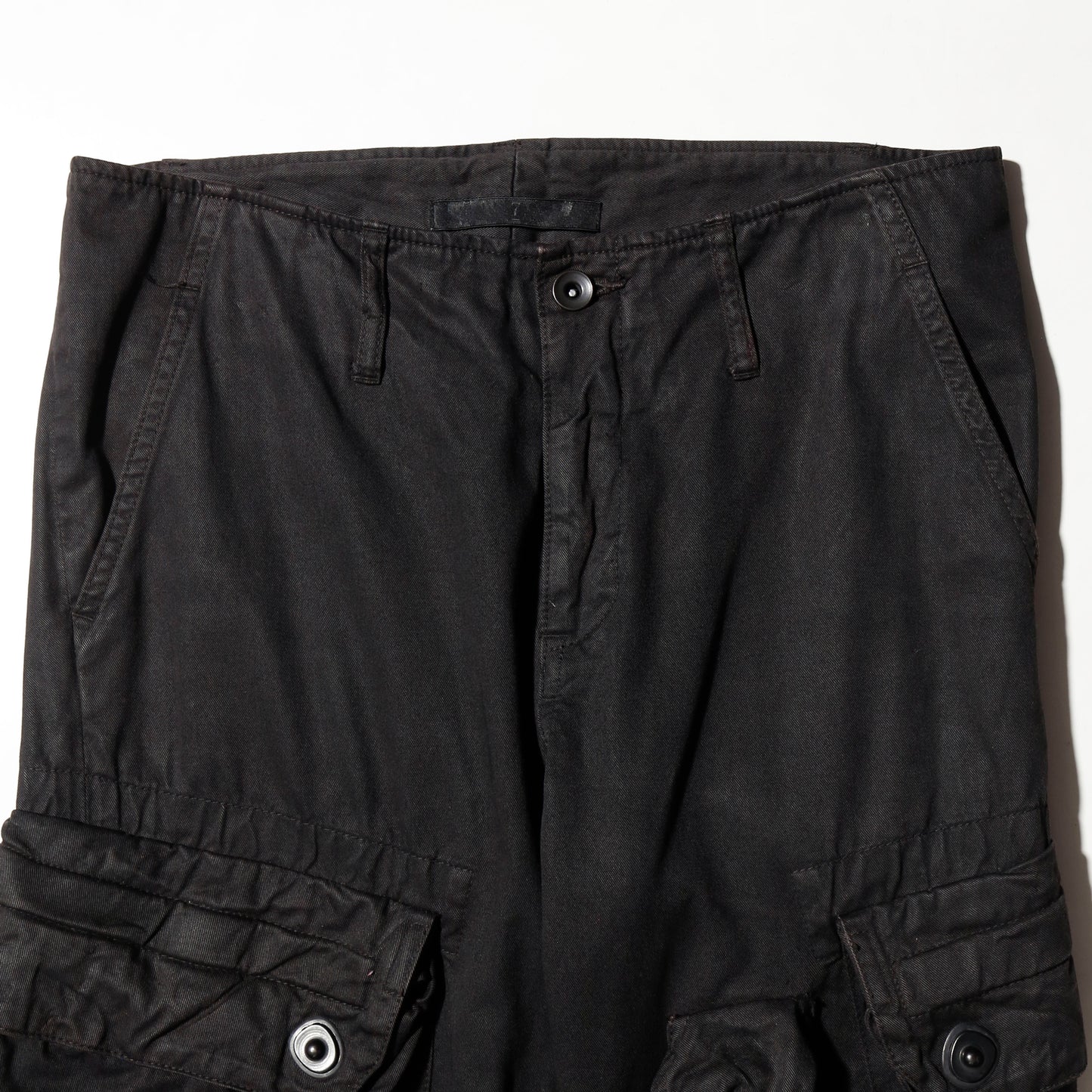 09aw JULIUS "CANON_1 THE POSSESSED" gasmask cargo trousers