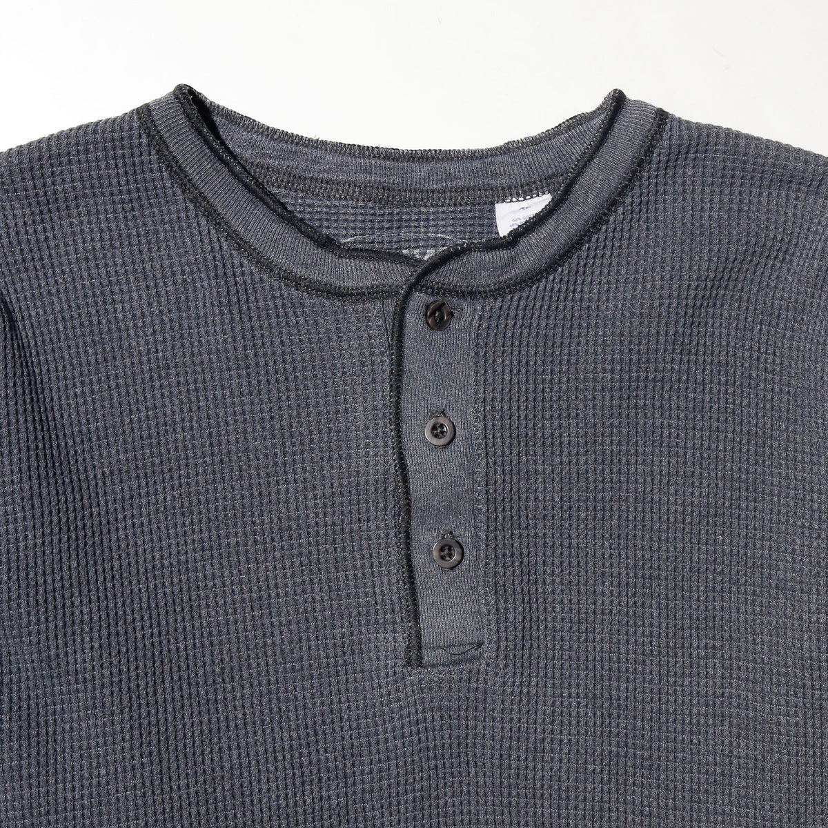*one-off broken henry neck thermal cut sew