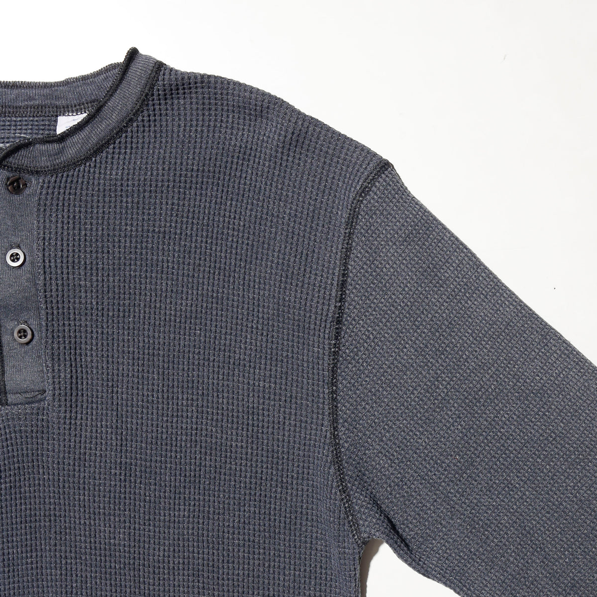 *one-off broken henry neck thermal cut sew