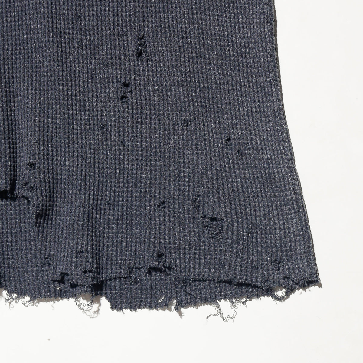 *one-off broken henry neck thermal cut sew