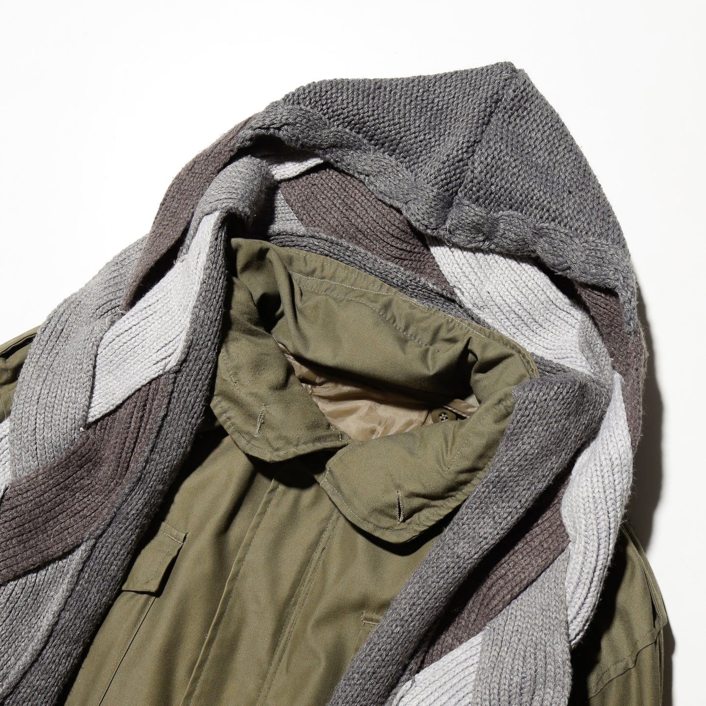 *one-off with muffler cropped field jacket , detachable liner