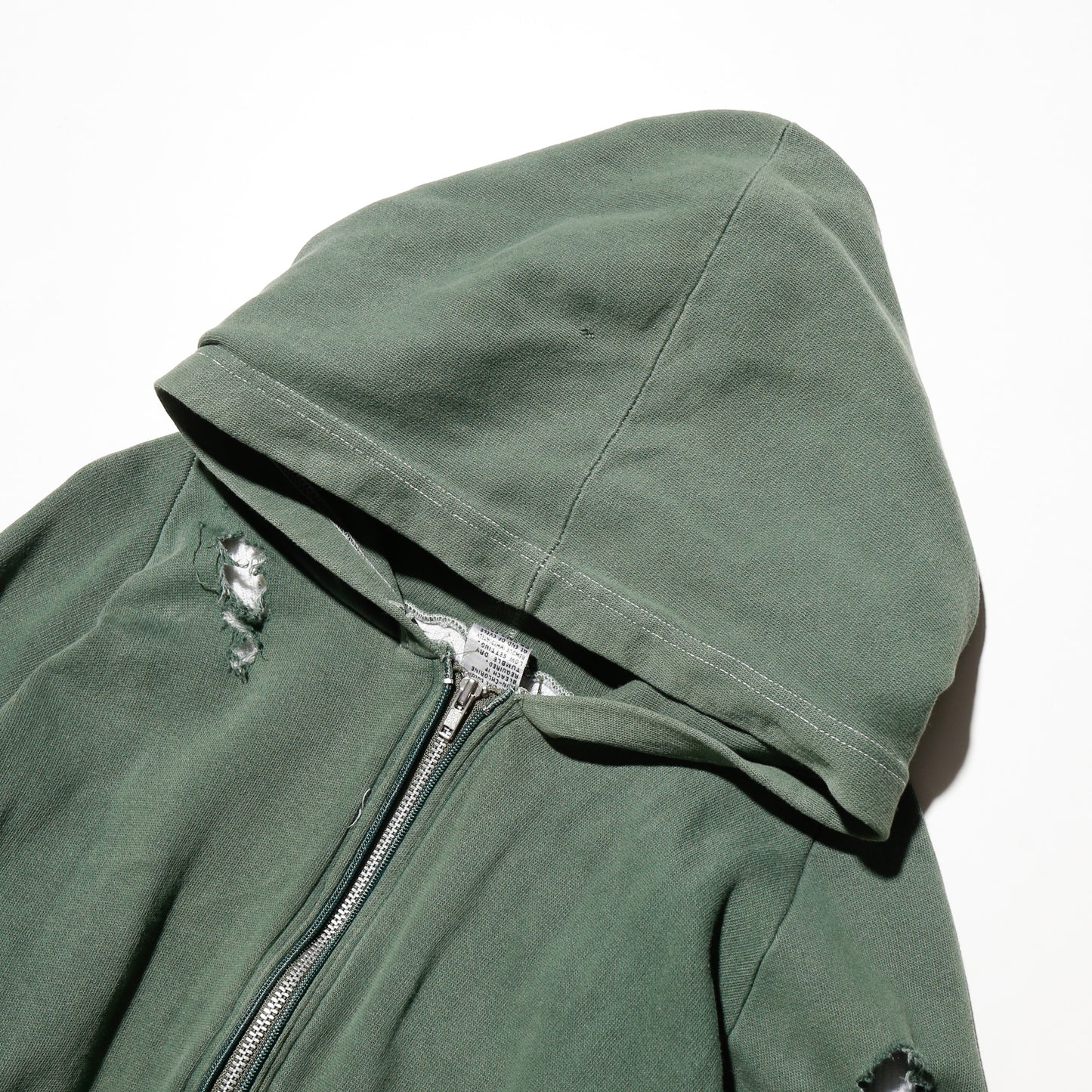 *one-off broken hoodie , thermal lining ,with kapper badge