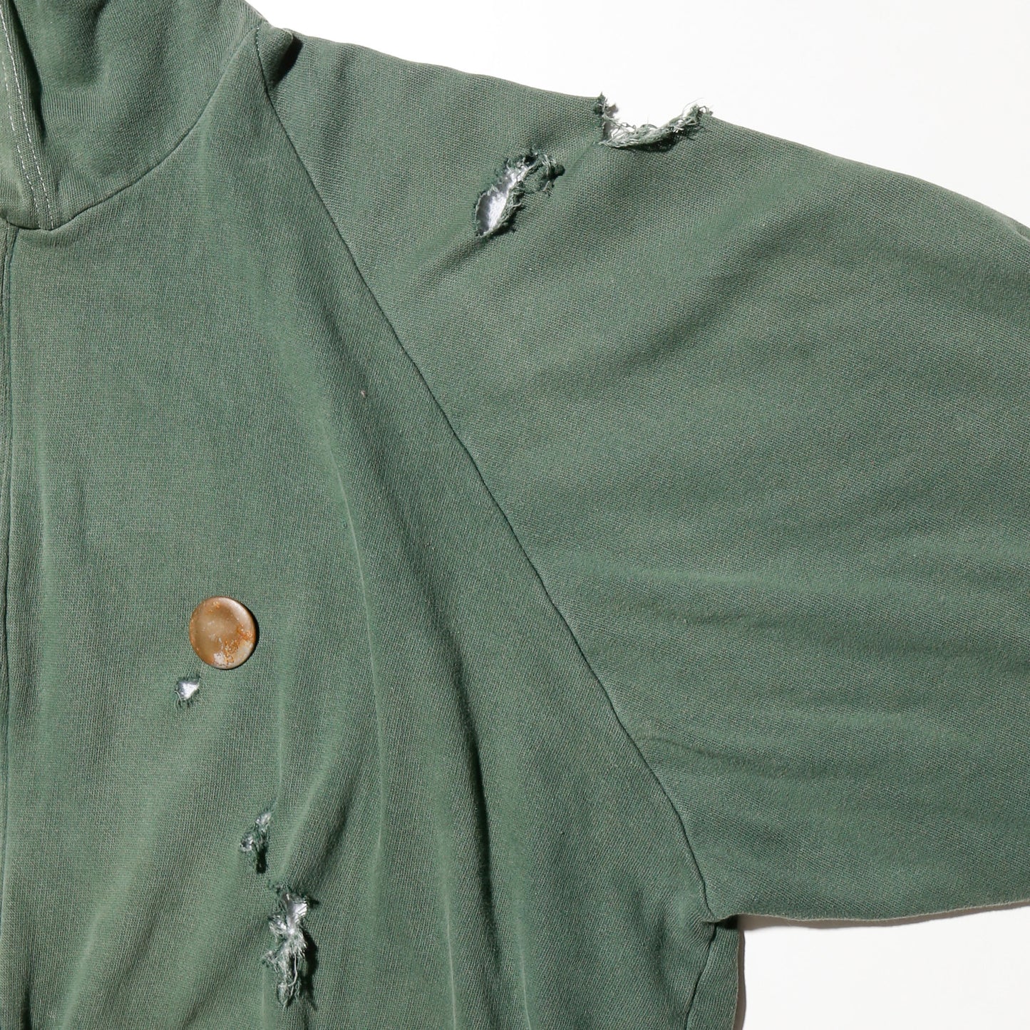 *one-off broken hoodie , thermal lining ,with kapper badge
