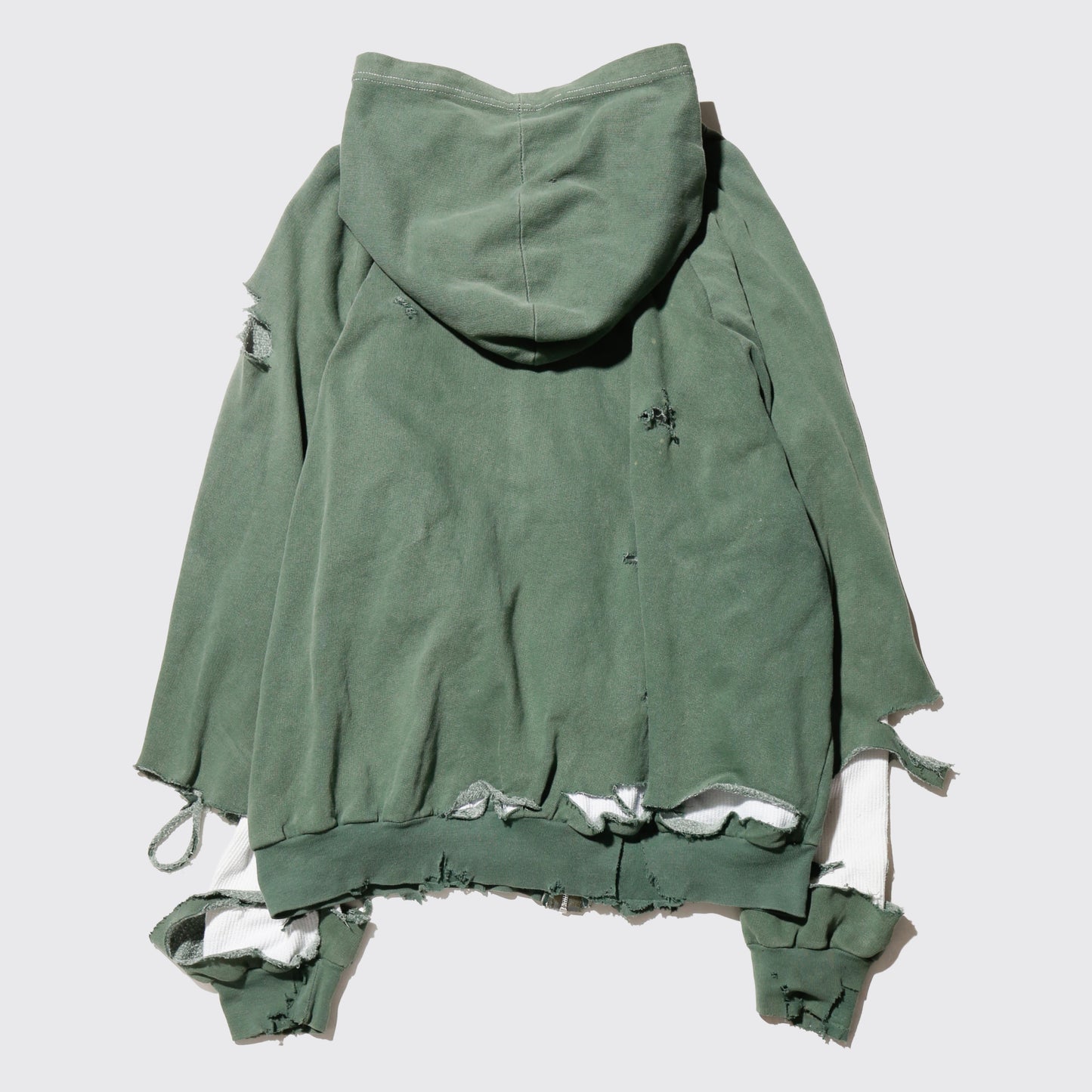 *one-off broken hoodie , thermal lining ,with kapper badge