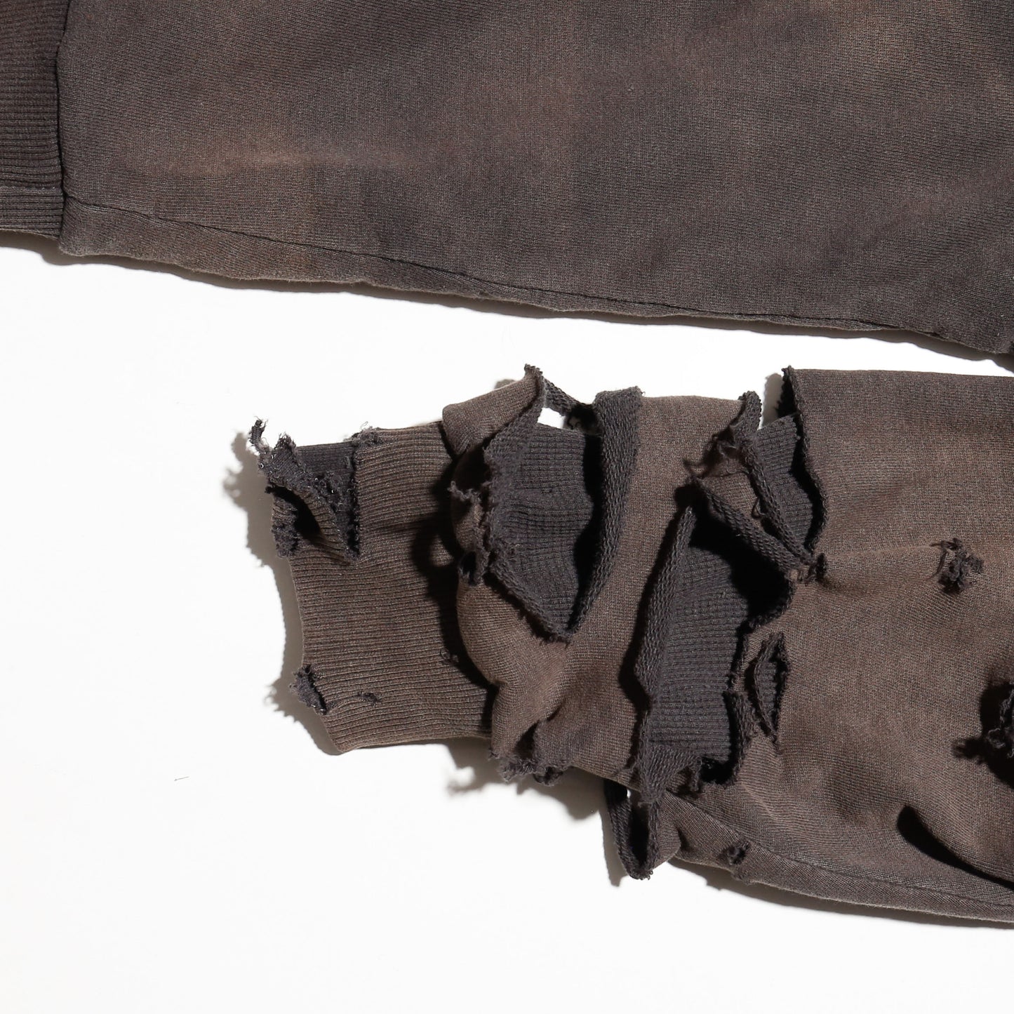 *one-off dust broken hoodie , thermal lining , with kapper badge