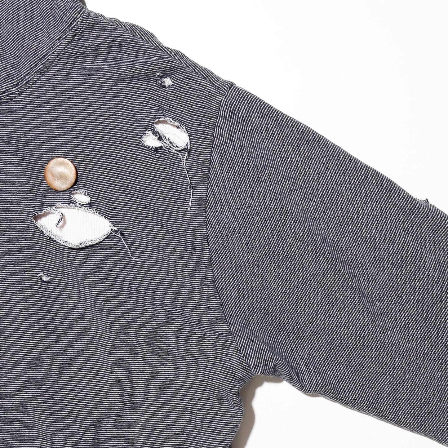 *one-off broken hoodie , thermal lining , with kapper badge