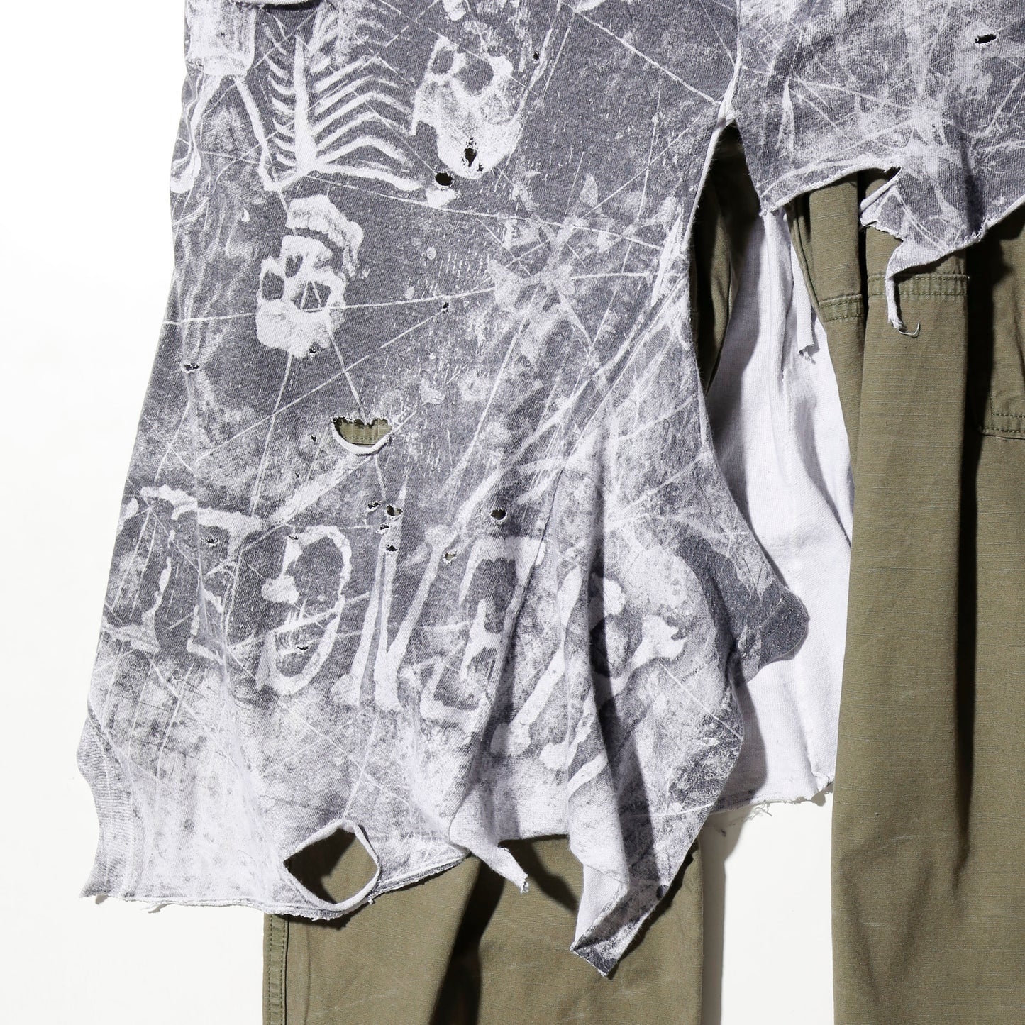 *one-off broken layered trousers