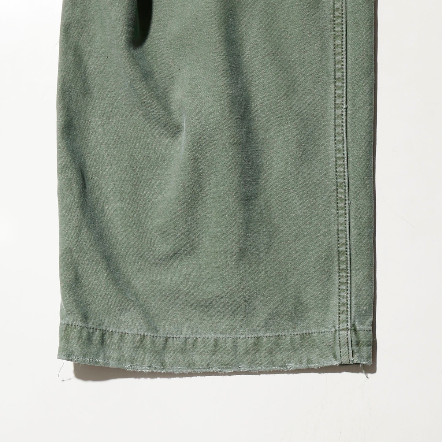 *one-off broken layer trousers