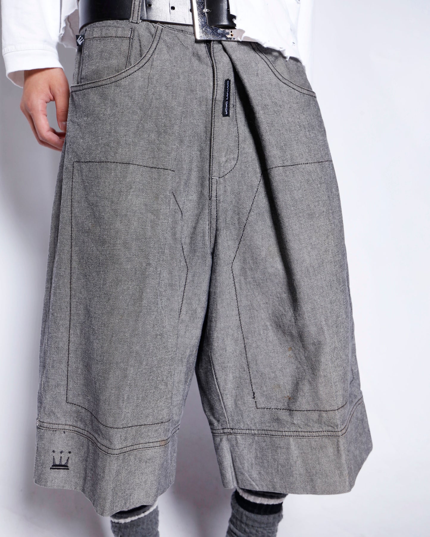 vintage center tuck stitched bermuda shorts