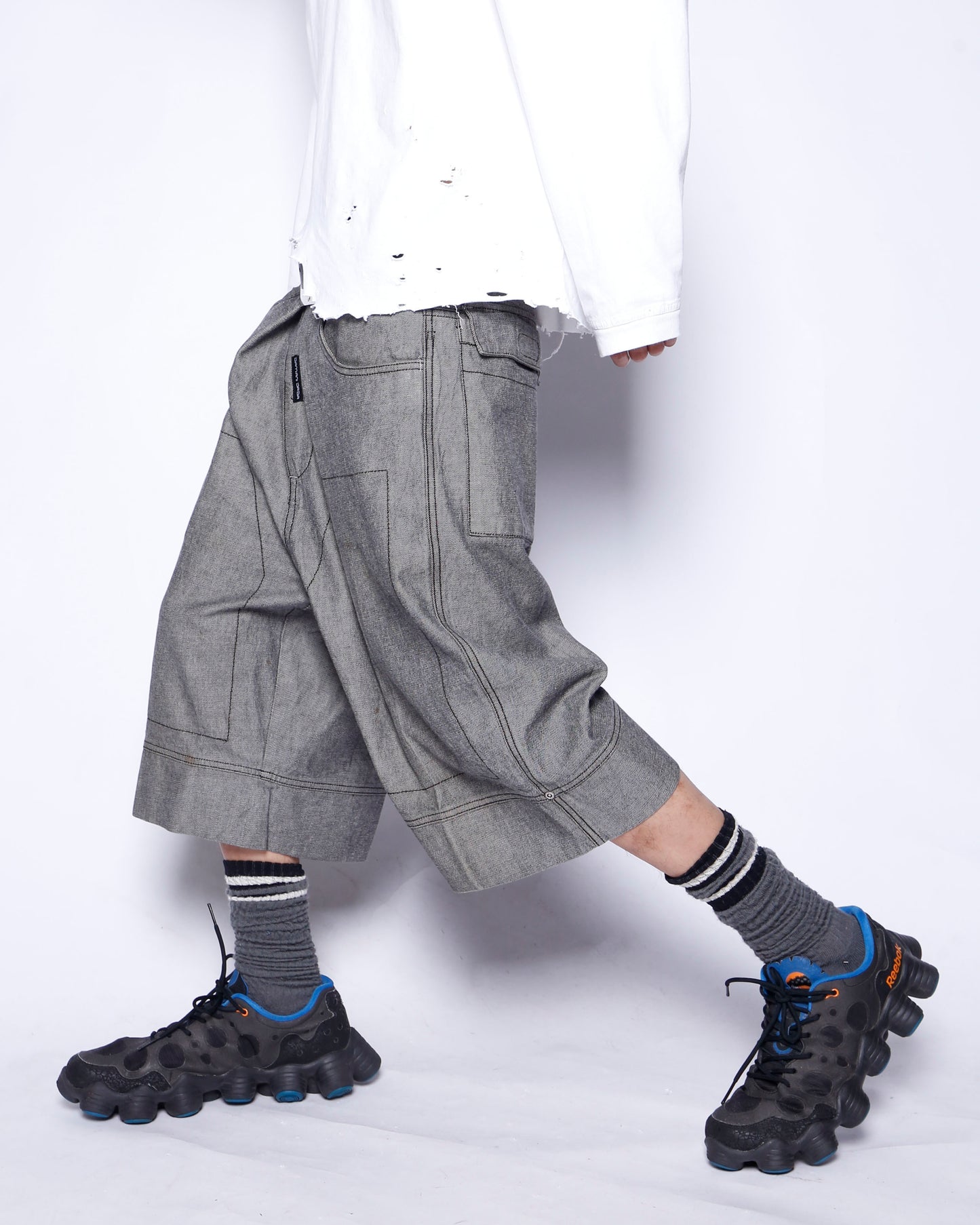 vintage center tuck stitched bermuda shorts