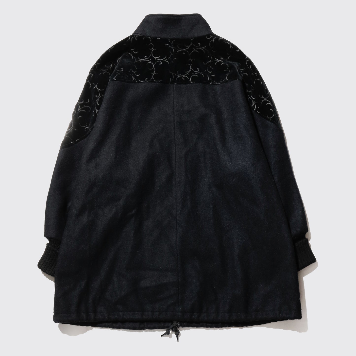 vintage broderied stand collas wool coat