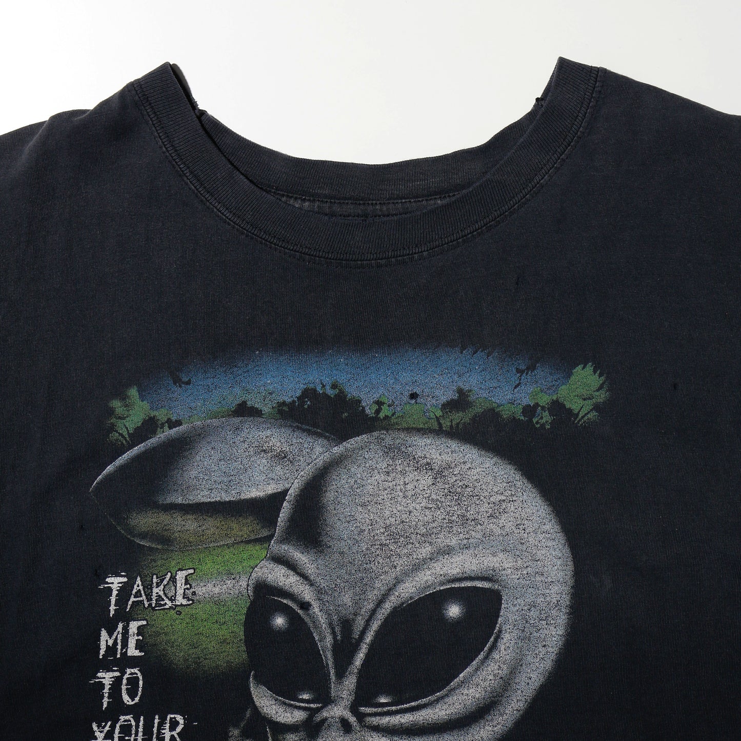 vintage 1996's STANLEY DESANTIS alian t-shirt