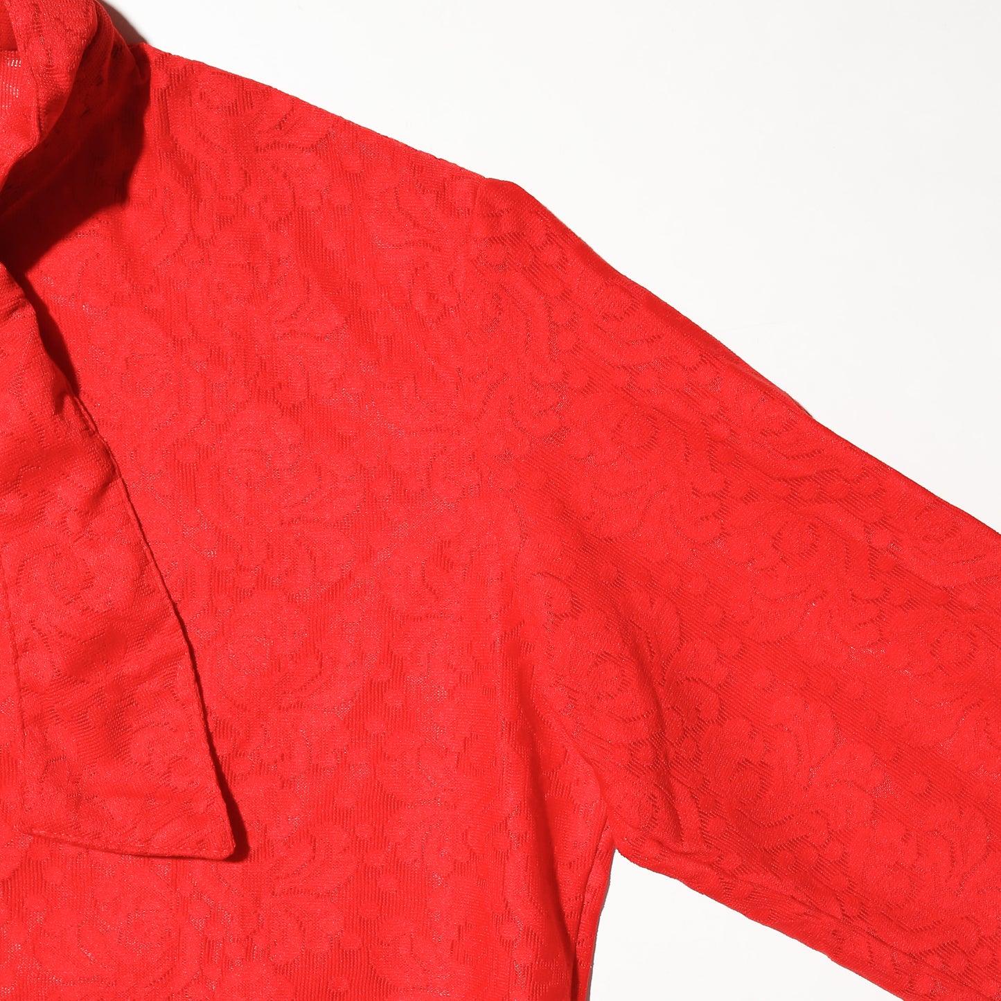 *one-off cropped bowtie lace shirt