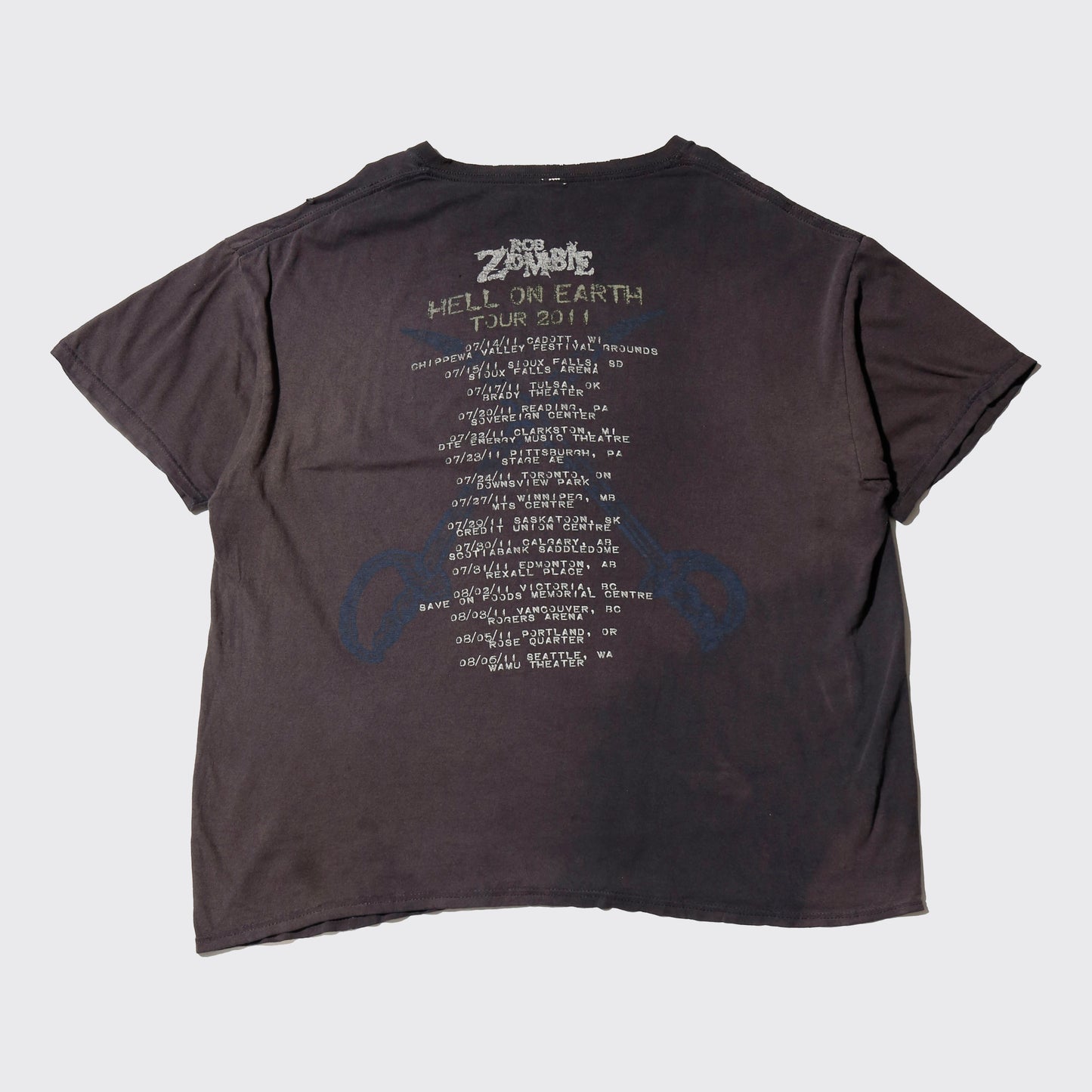 vintage the Rob Zombie "hell on earth" tour2011 t-shirt