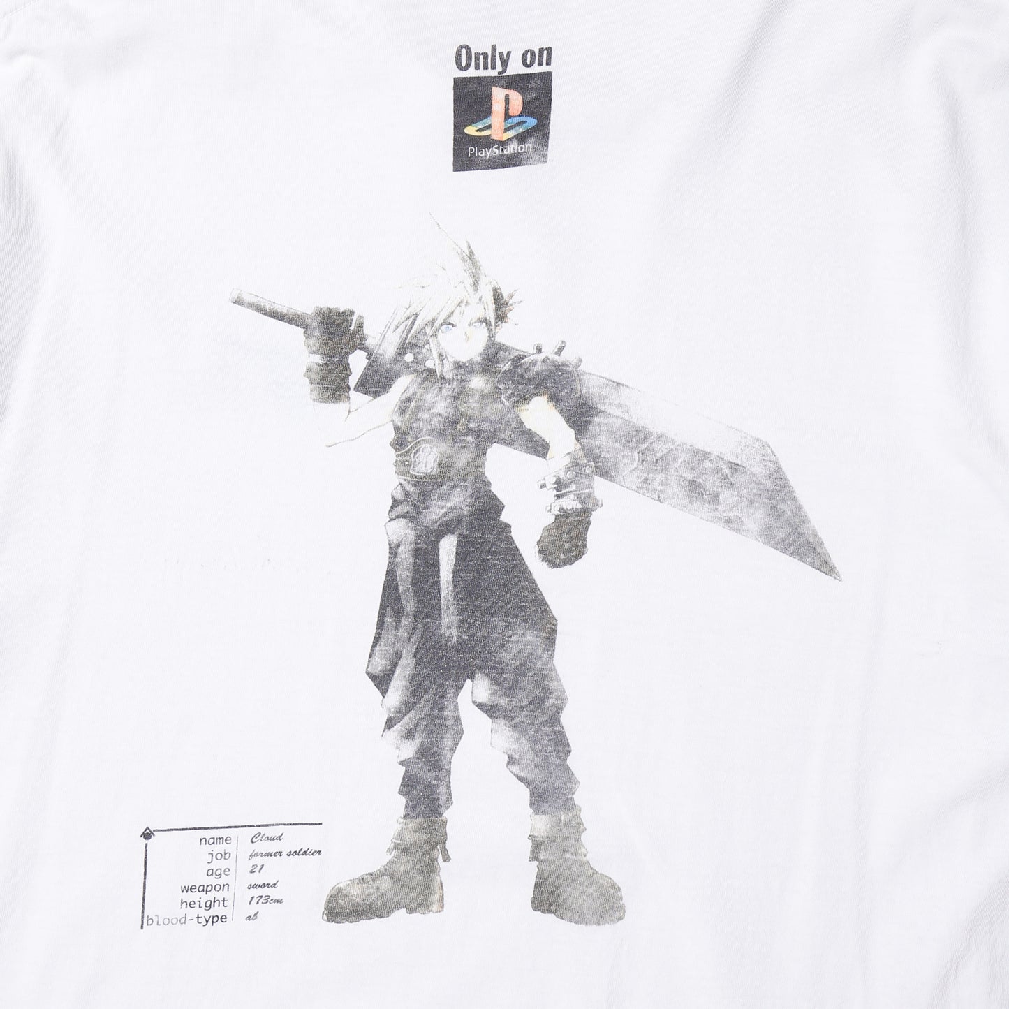 vintage 90's Final Fantasy VII Cloud t-shirt , by Square Soft