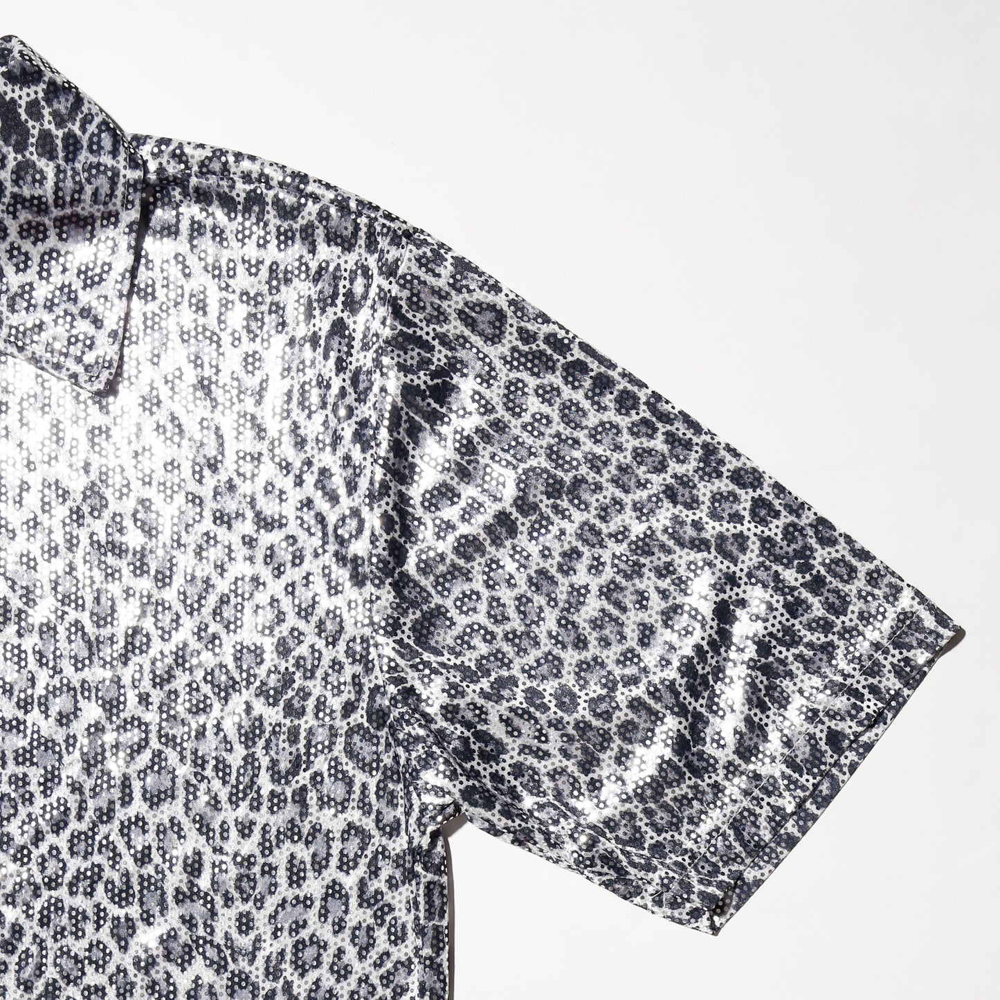 vintage 90's metalic leopard h/s shirt