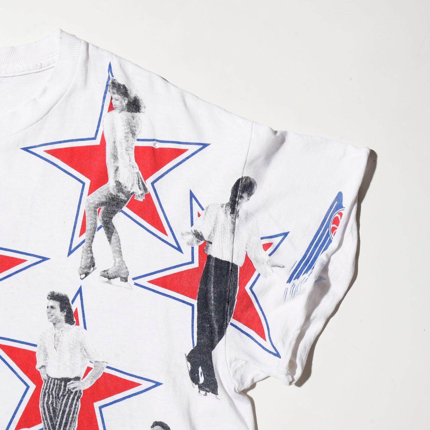 vintage 1996's  world figure skating championship broken t-shirt