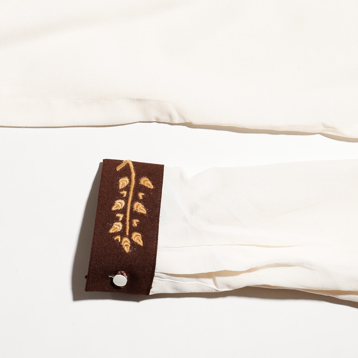 vintage broderied dress shirt