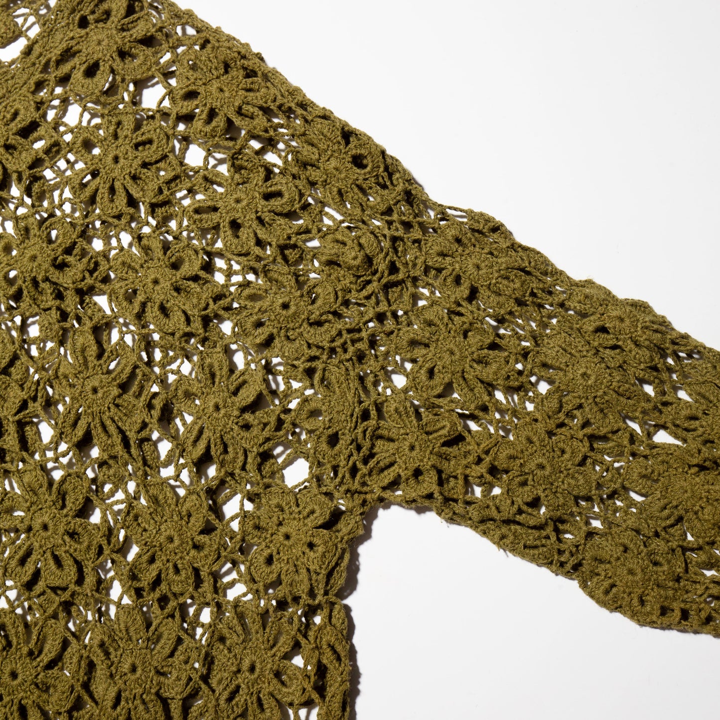 vintage flower crochet pullover