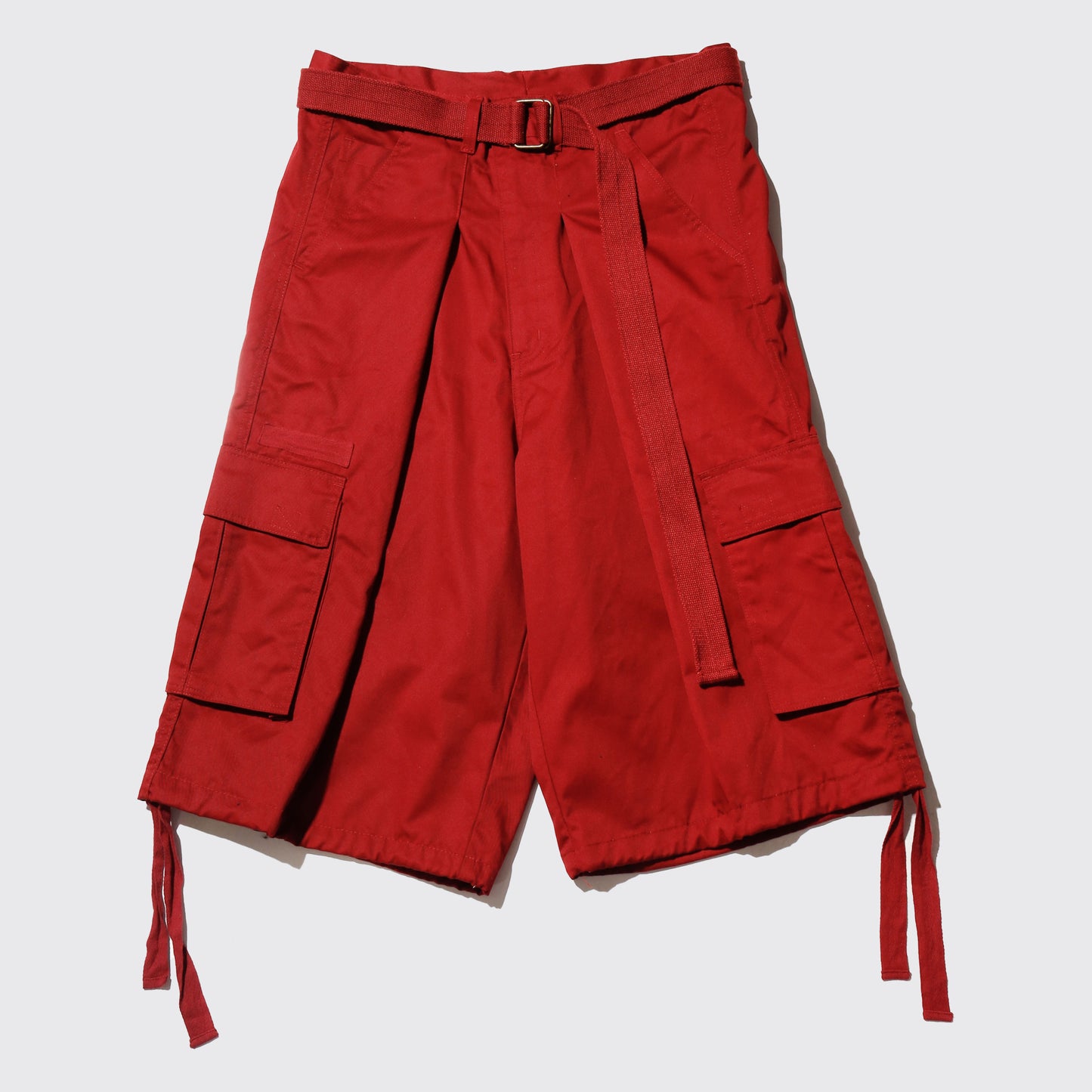 vintage belted center tuck cargo shorts
