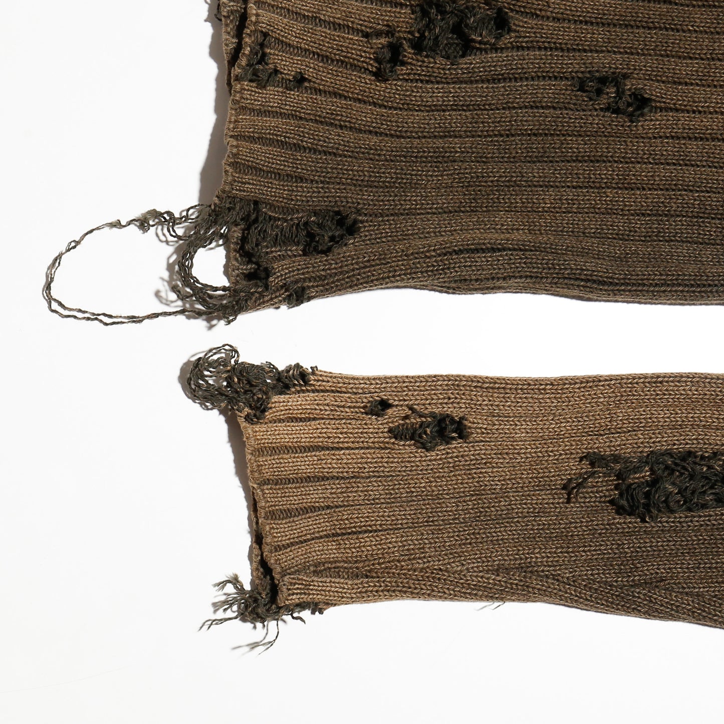 *one-off dust broken drivers sweater