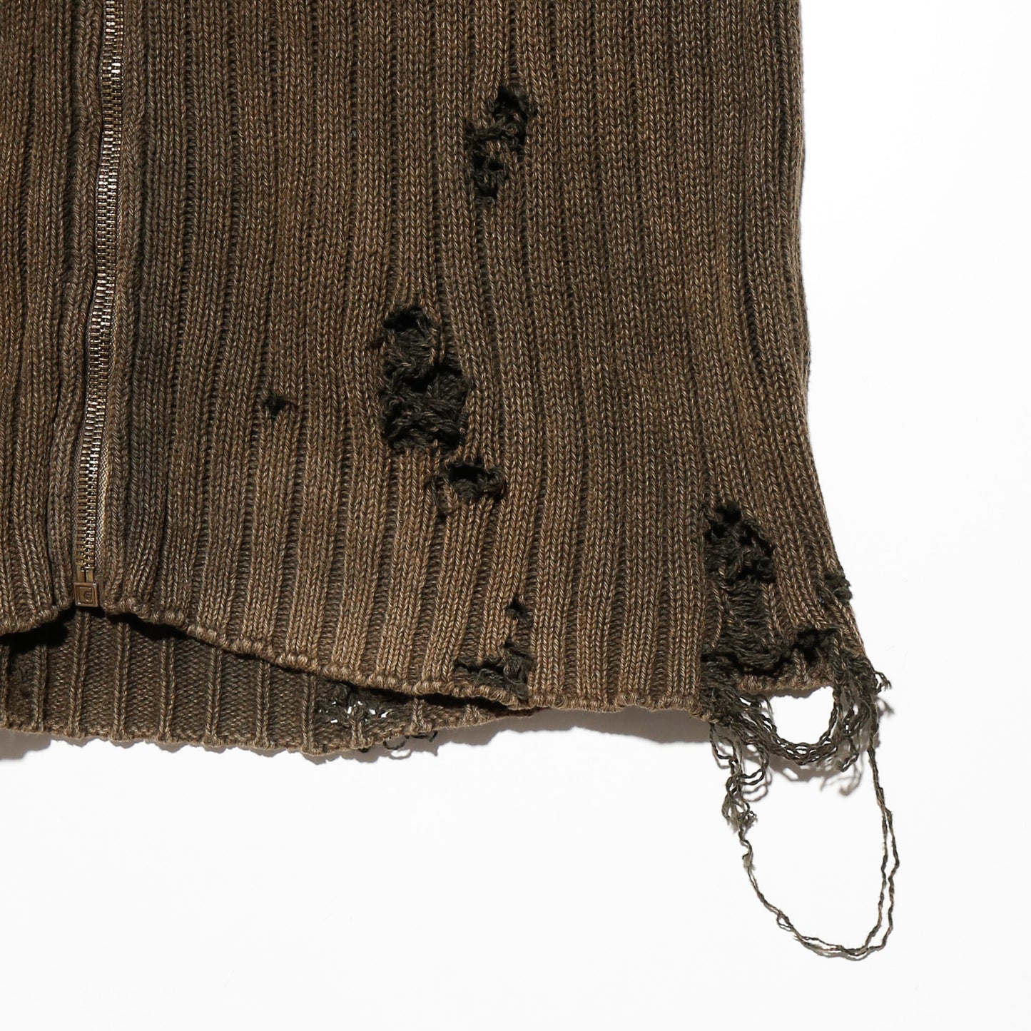 *one-off dust broken drivers sweater