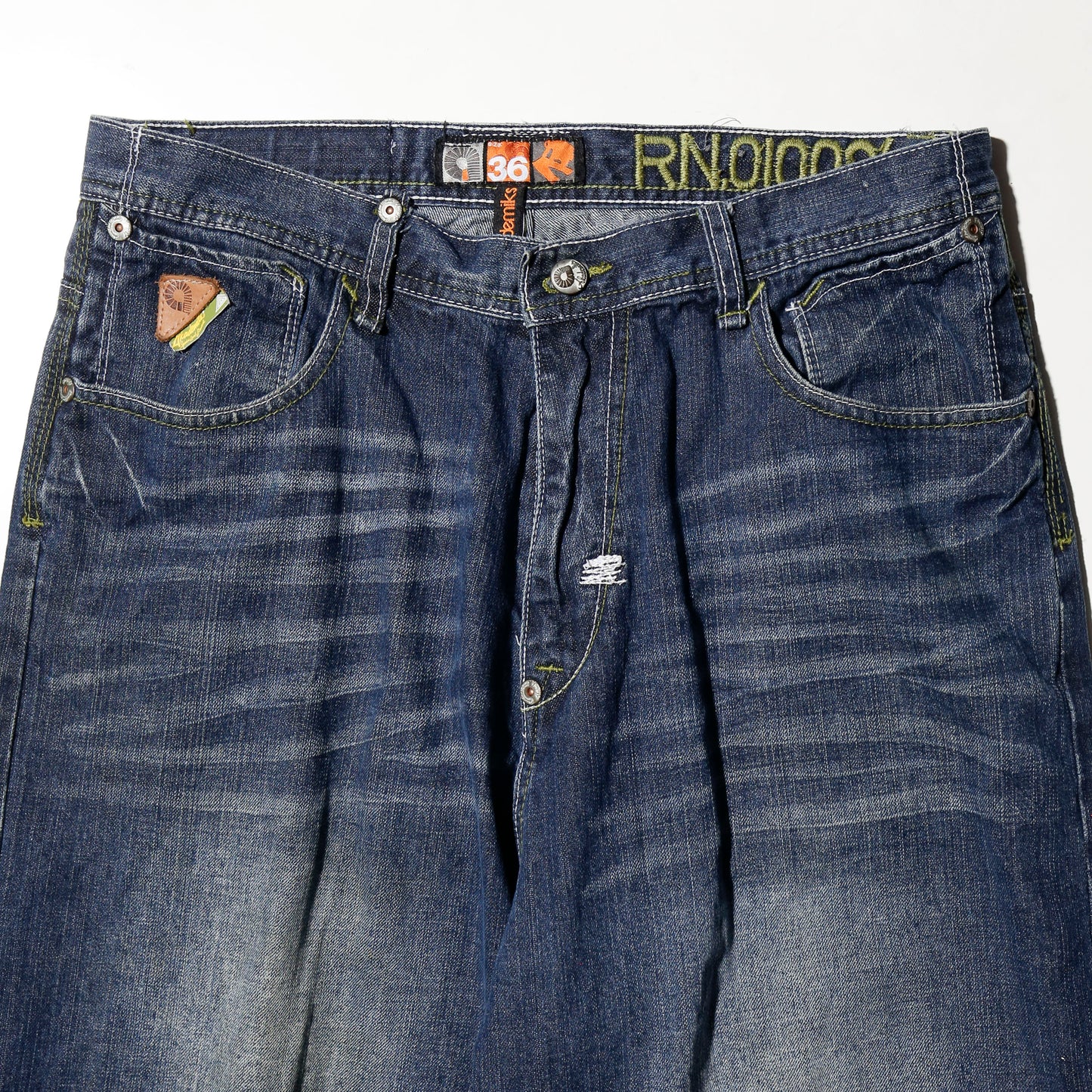 vintage akademiks petroglyph denim bermuda shorts
