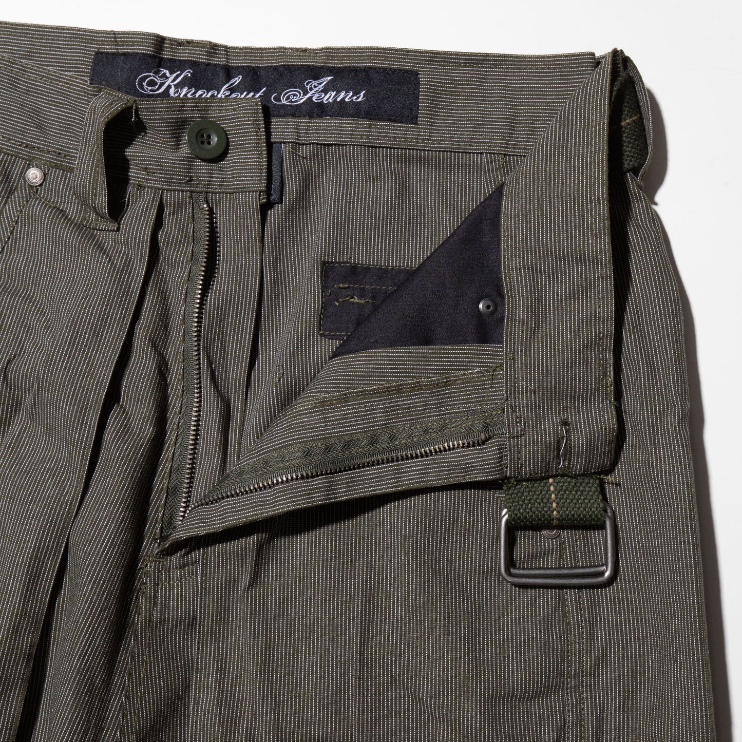 vintage chicano tuck cropped cargo shorts