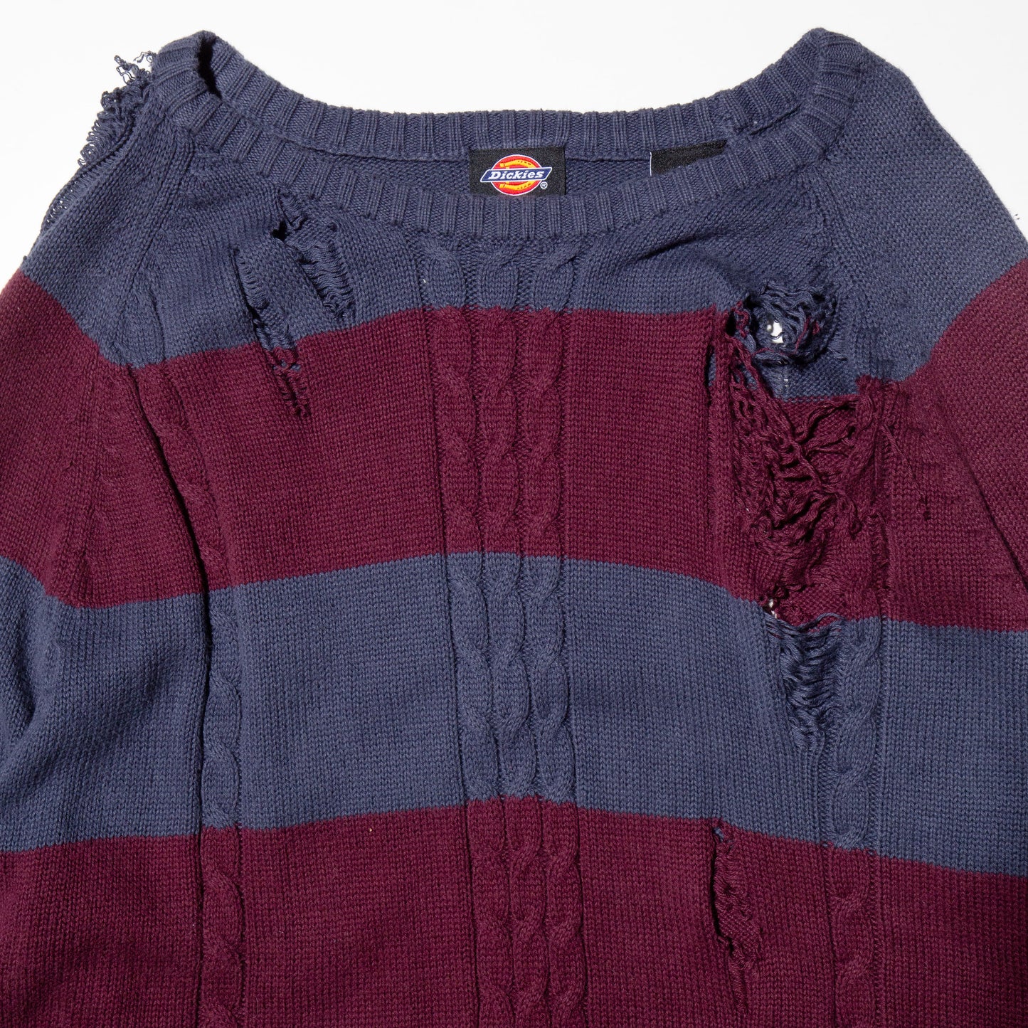 vintage broken border sweater