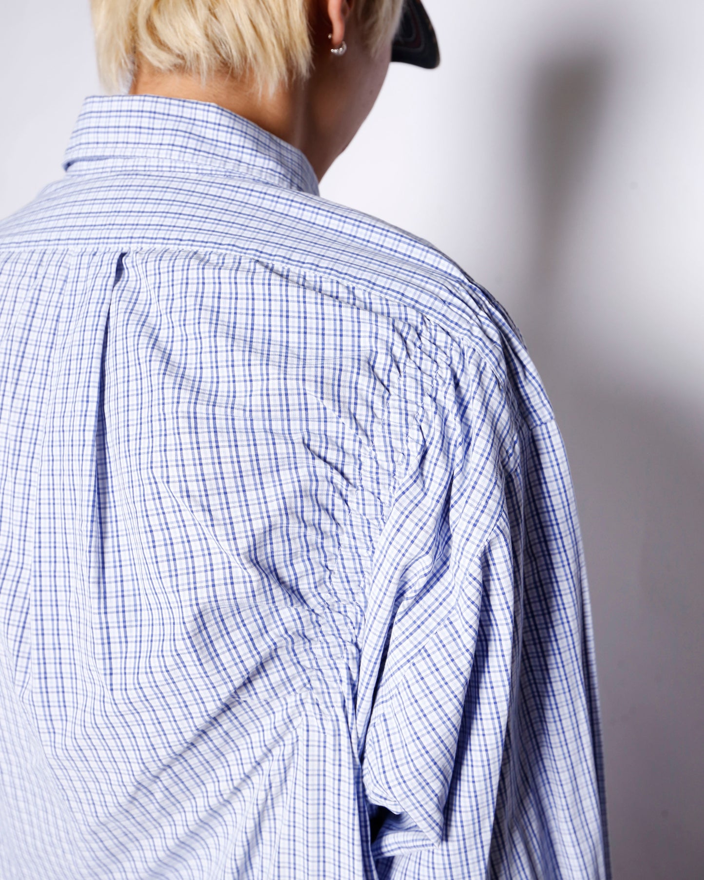 *one-off irregular gathering shirt