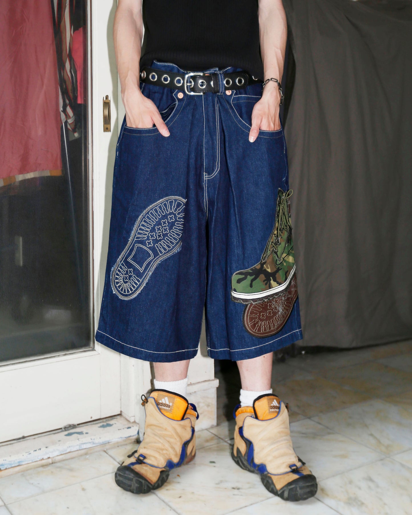 vintage timber footprints cropped baggy shorts