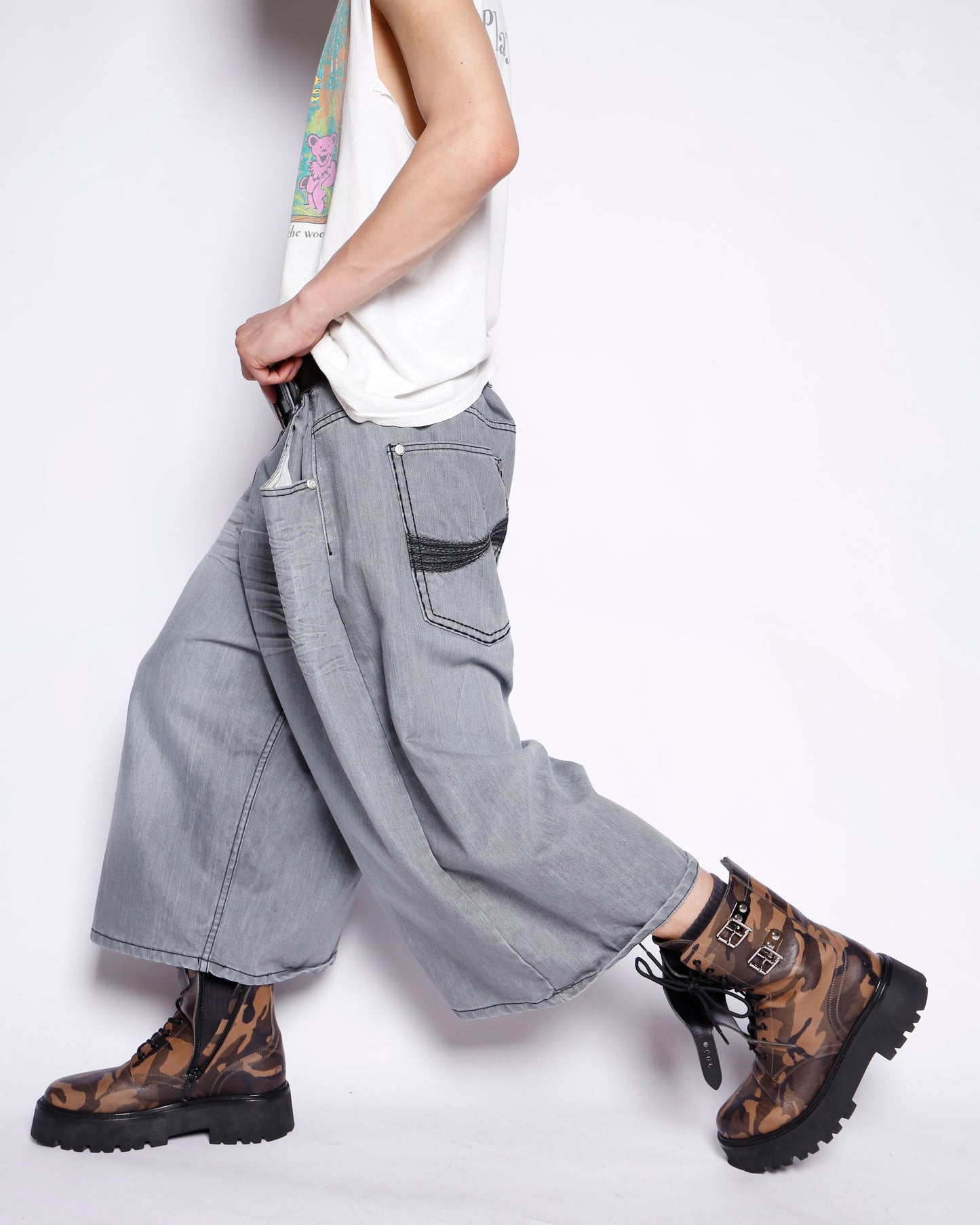 vintage whiskered denim shorts *resized