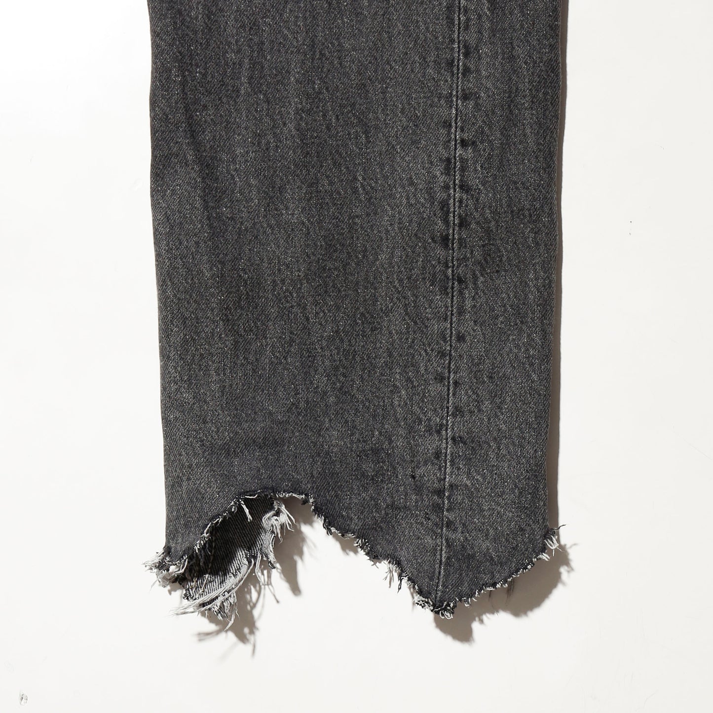 *one-off 90's levi's 501 crush jeans