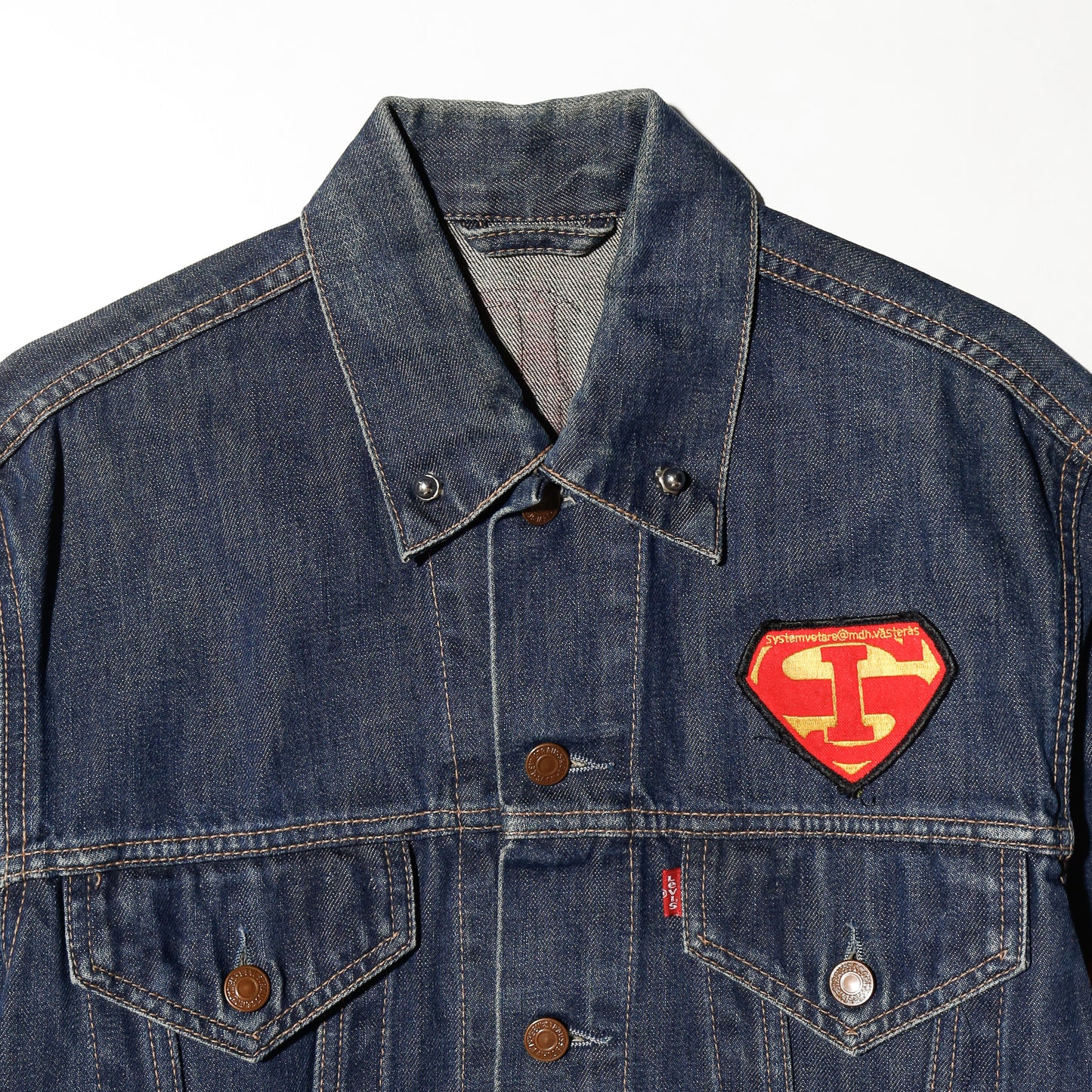 *one-off 90's levi's custom trucker jacket, *back crossed wrenches