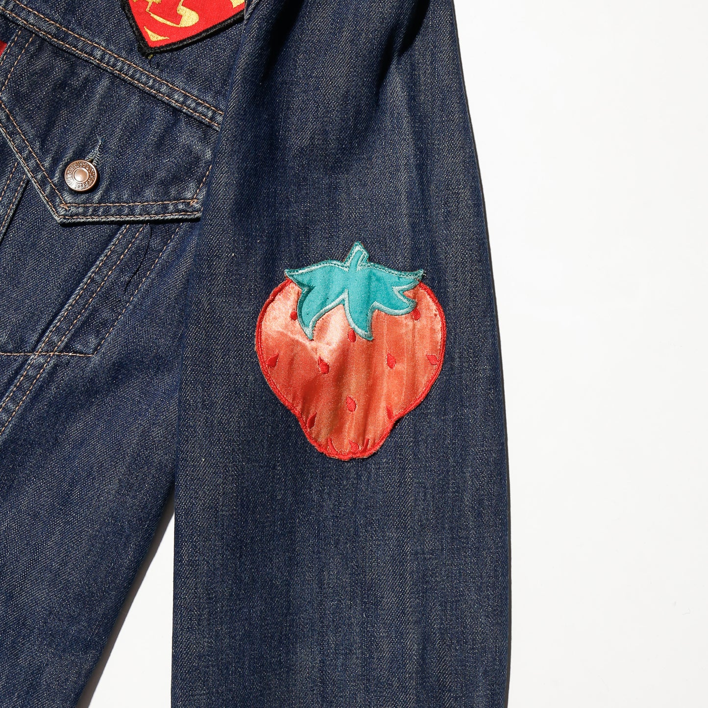 *one-off 90's levi's custom trucker jacket, *back crossed wrenches