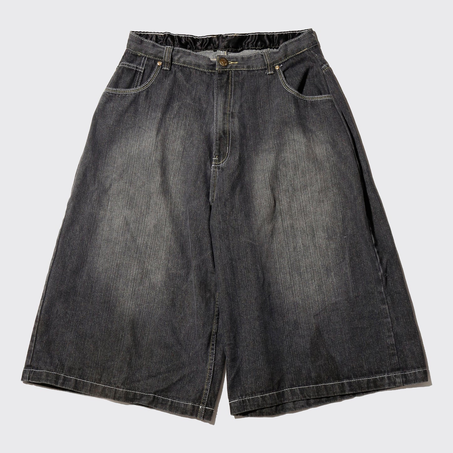 vintage denim bermuda shorts *resized