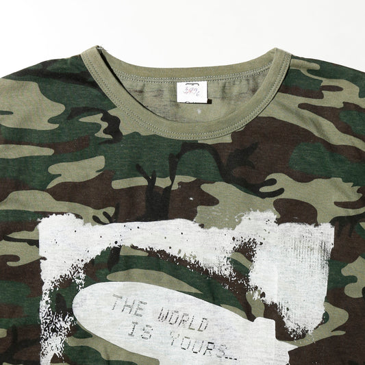 *one-off "the world is yours" hand screen n/s
