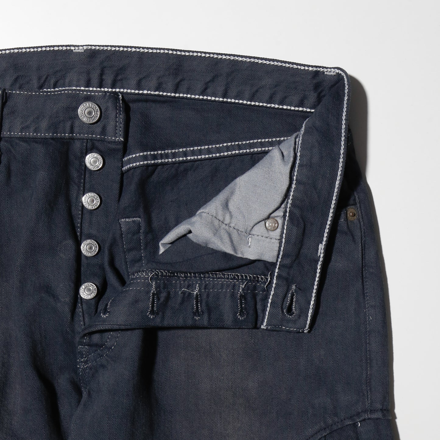 remake genome jeans, model-fade