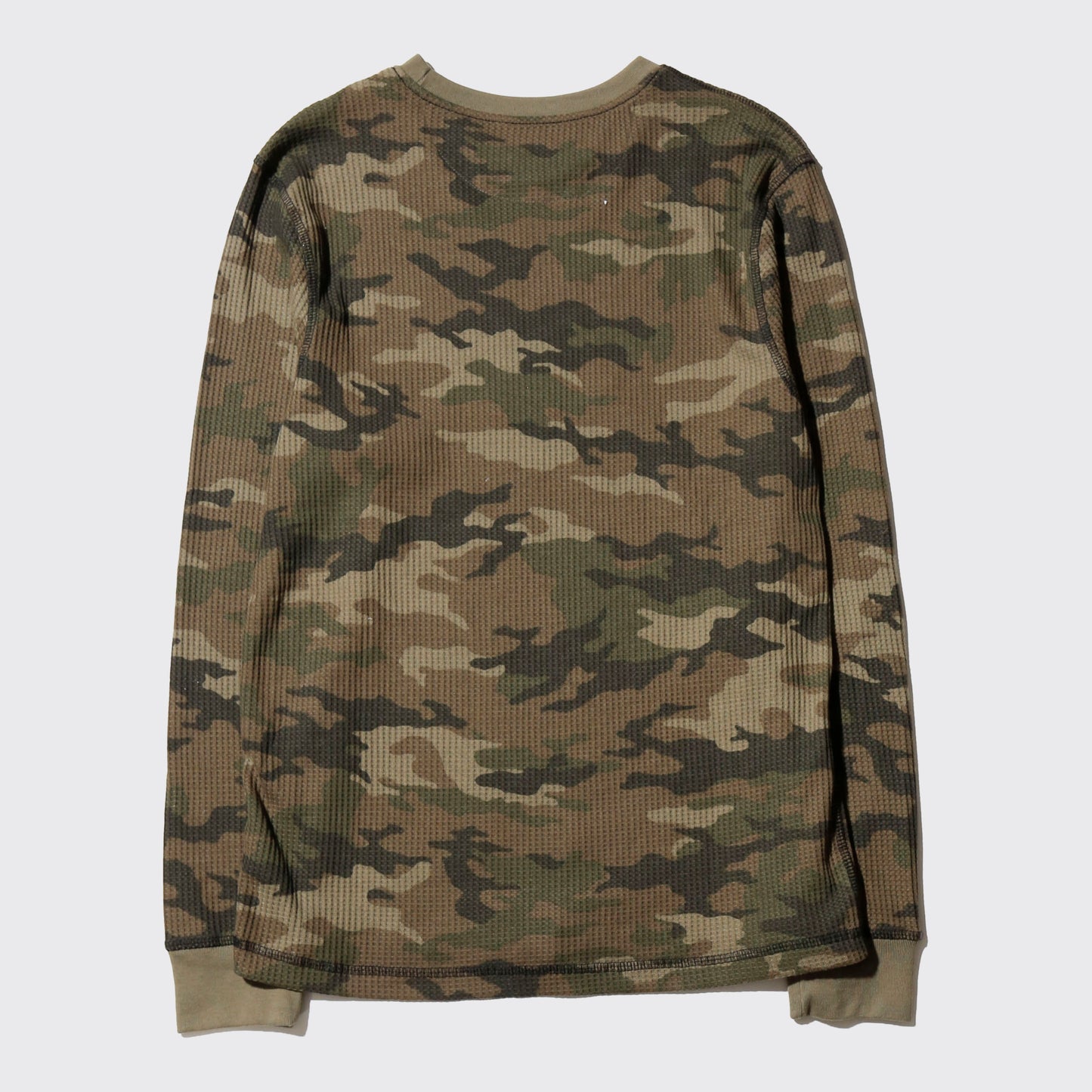 *one-off "the world is yours" hand screen l/s