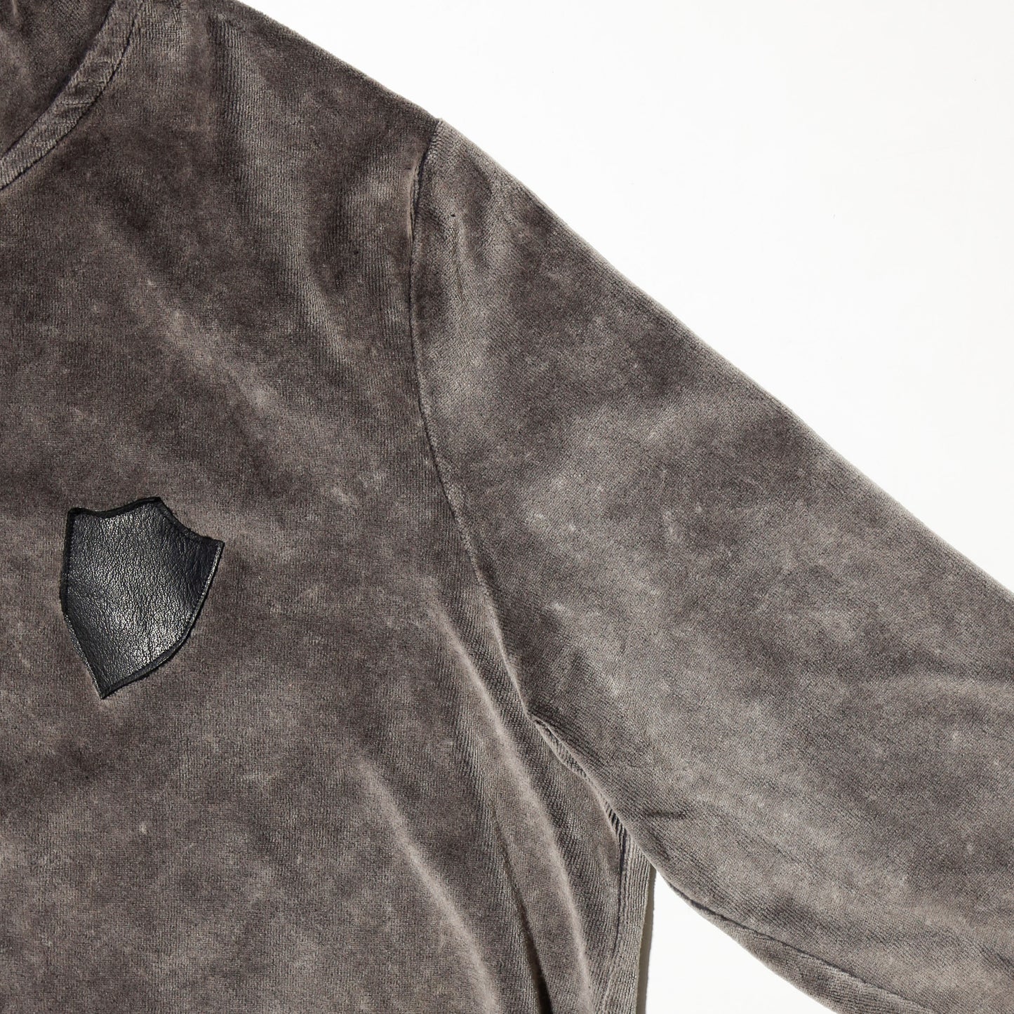 vintage emblem pile hoodie