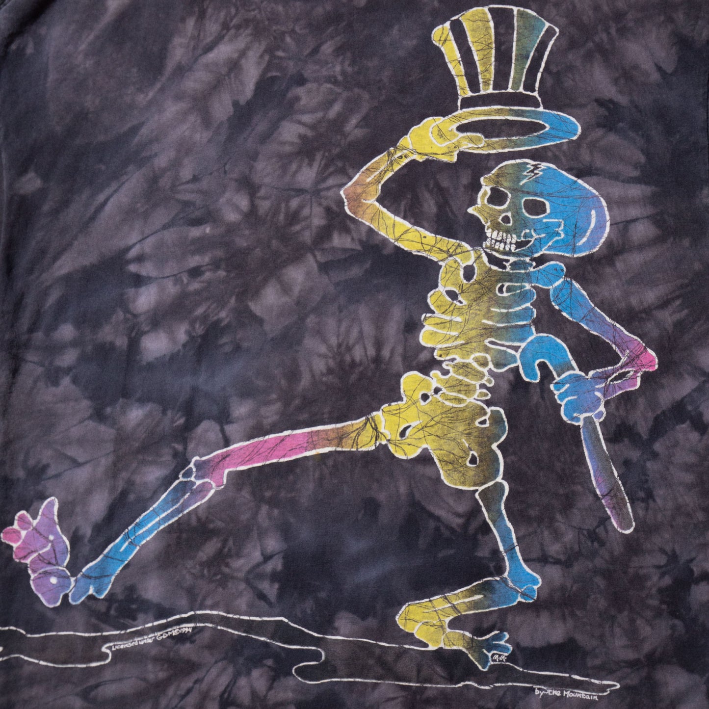 vintage 1994's Grateful Dead Shake Your Bones t-shirt