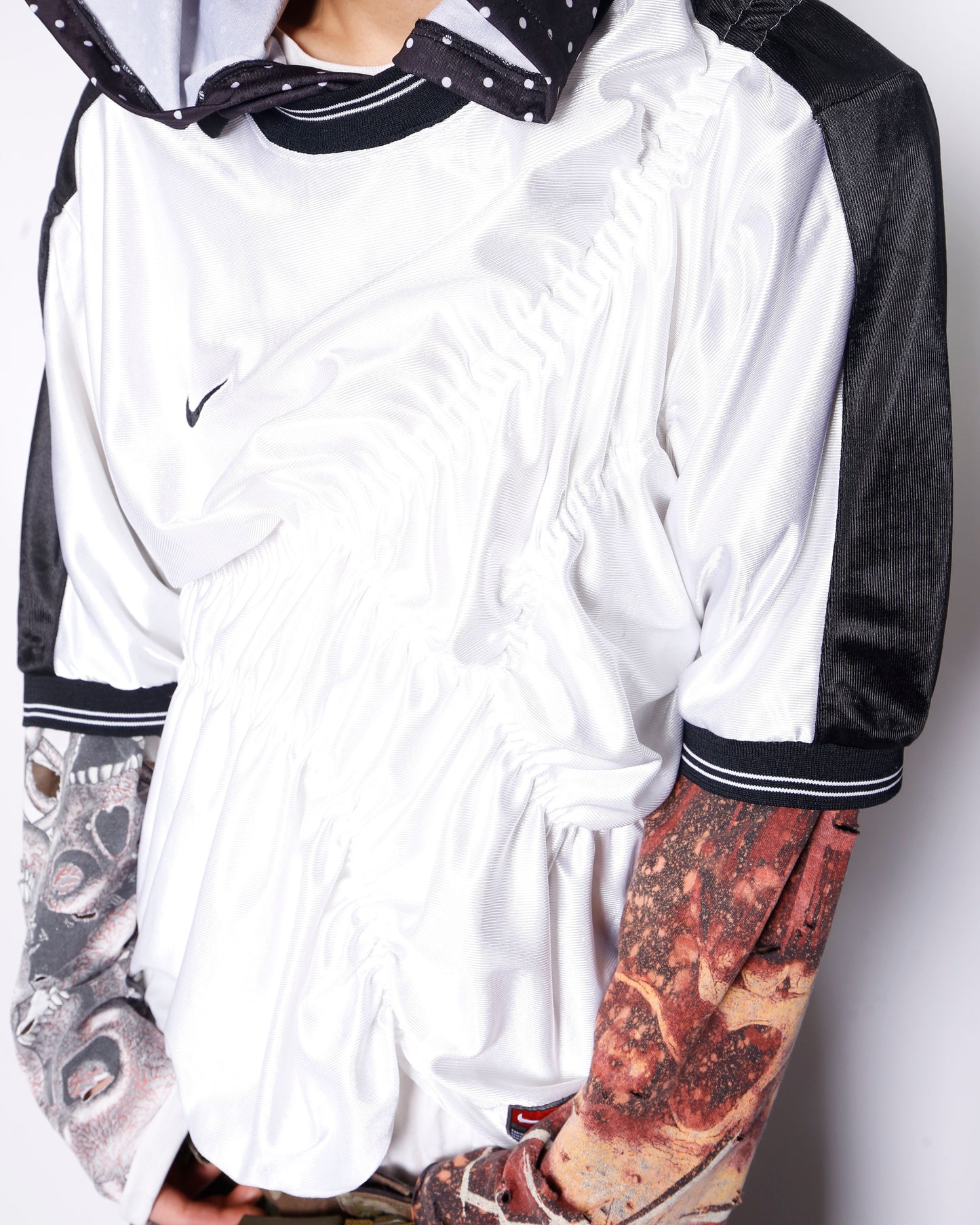 *one-off hybrid gathering hoodie