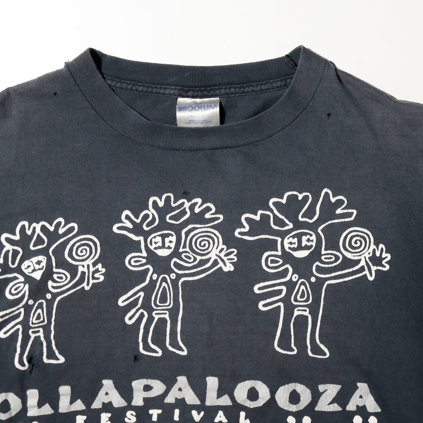 vintage 1991's LOLLAPALOOZA broken t-shirt , back : JANE'S ADDICTION/SIOUXSIE&THE BANSHEES/Living Colour/Nine Inch Nails/ICE-T/BUTTHOLE SURFERS/ROLLINS BAND