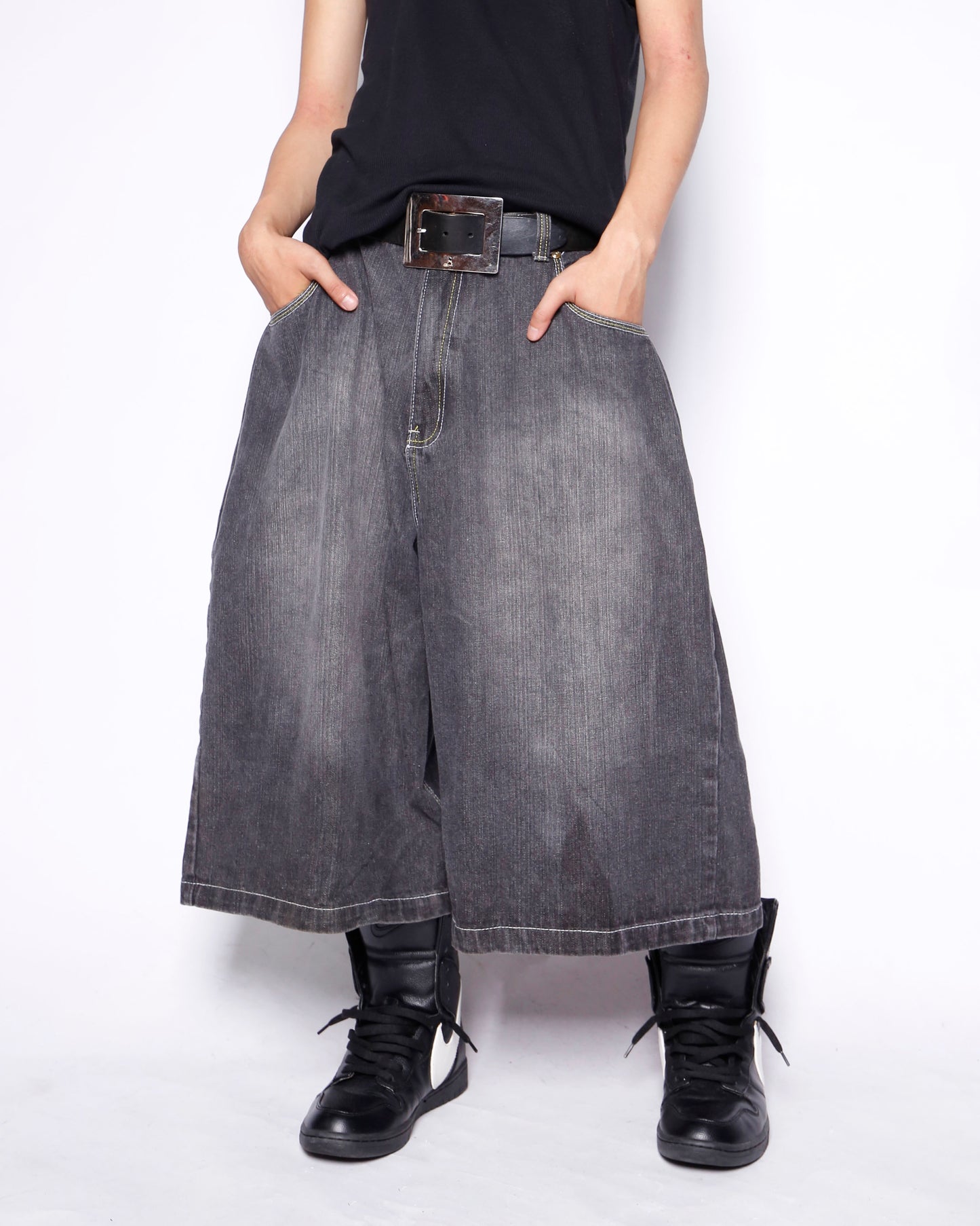 vintage denim bermuda shorts *resized