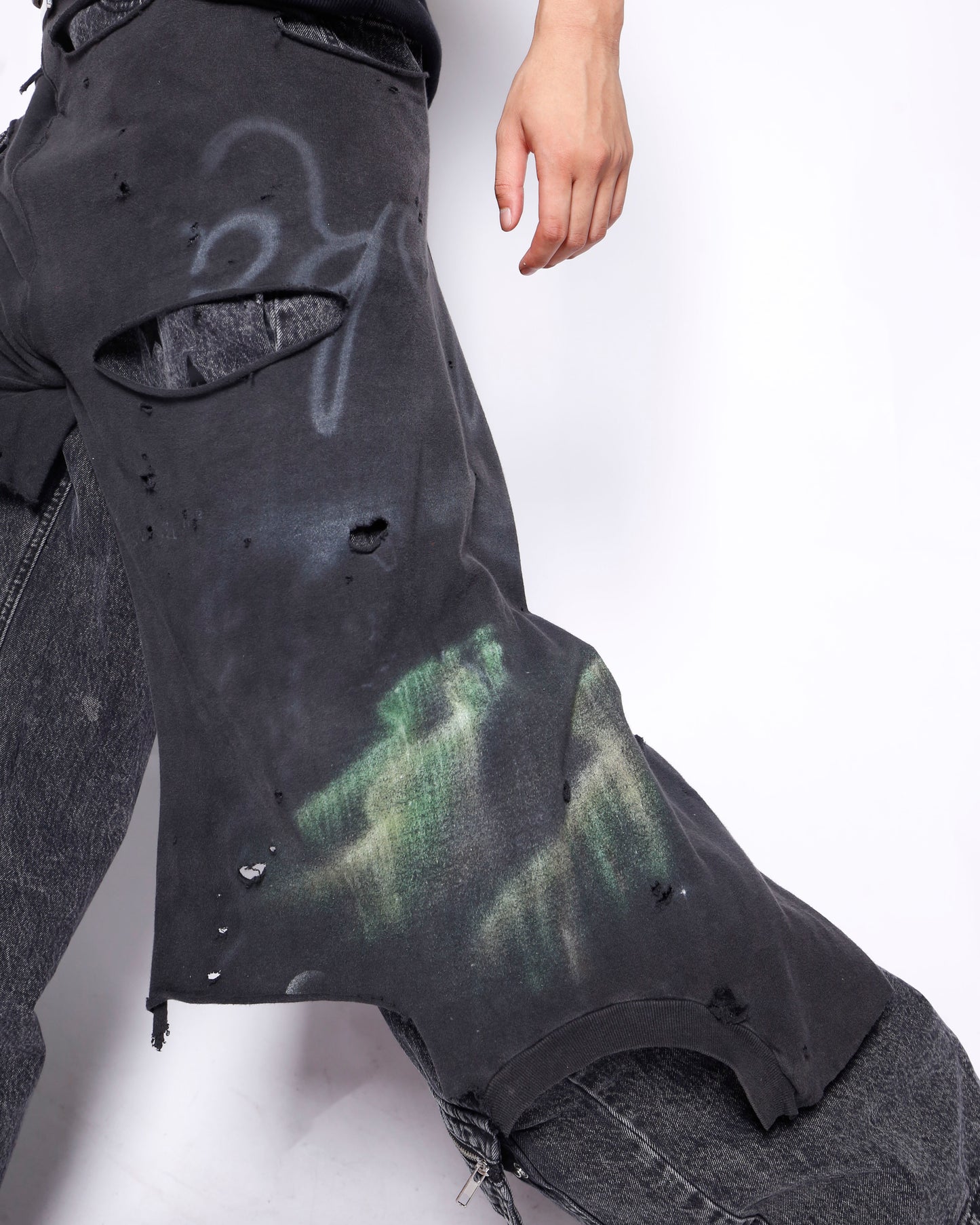 *one-off broken layer trousers
