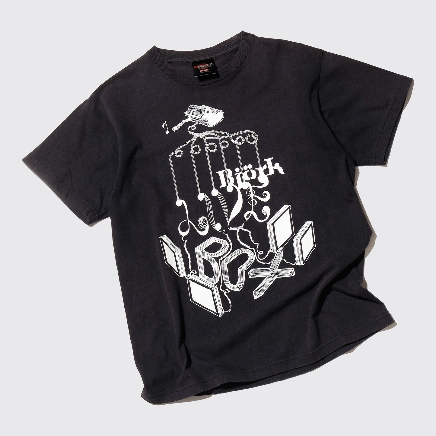 vintage 00's björk "live box" t-shirt