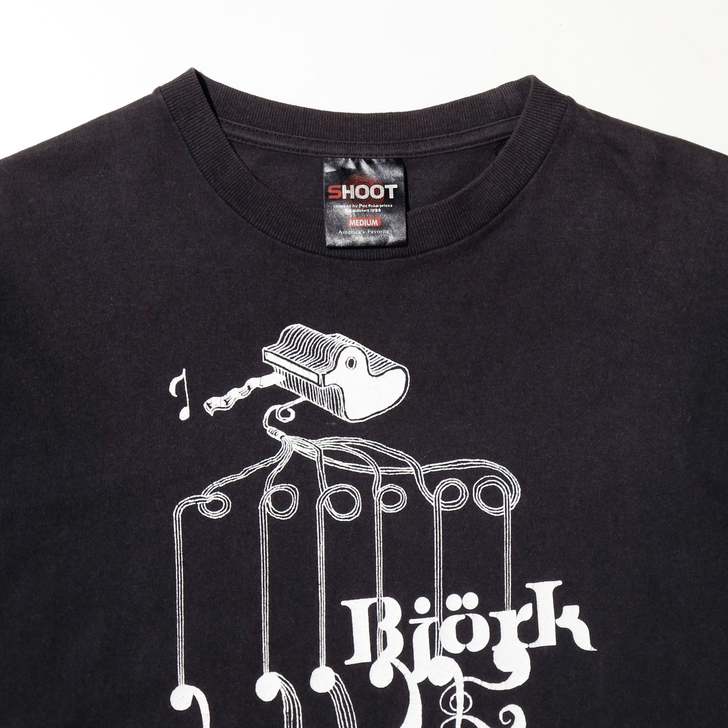 vintage 00's björk "live box" t-shirt